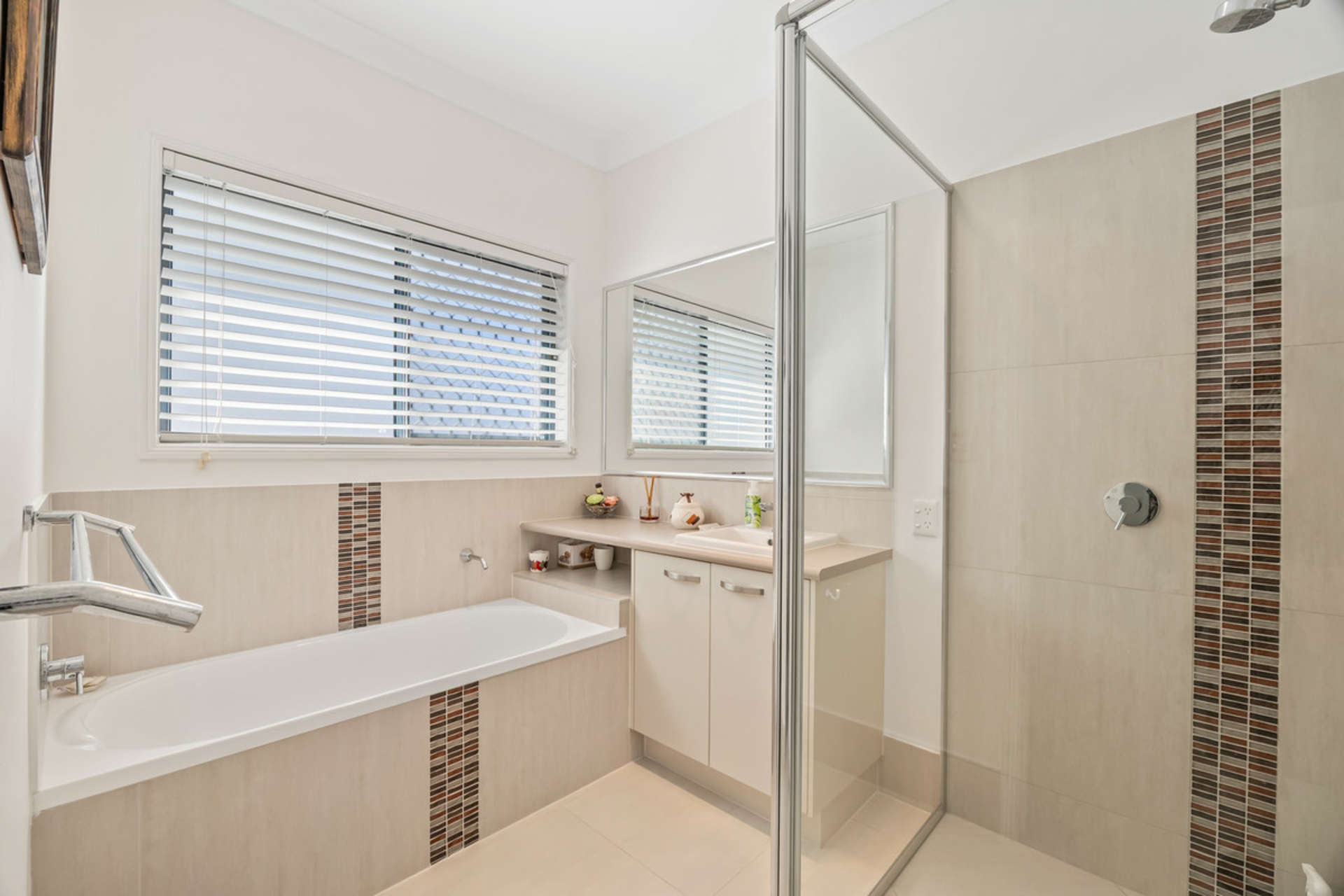 36 Abbey Court, PELICAN WATERS