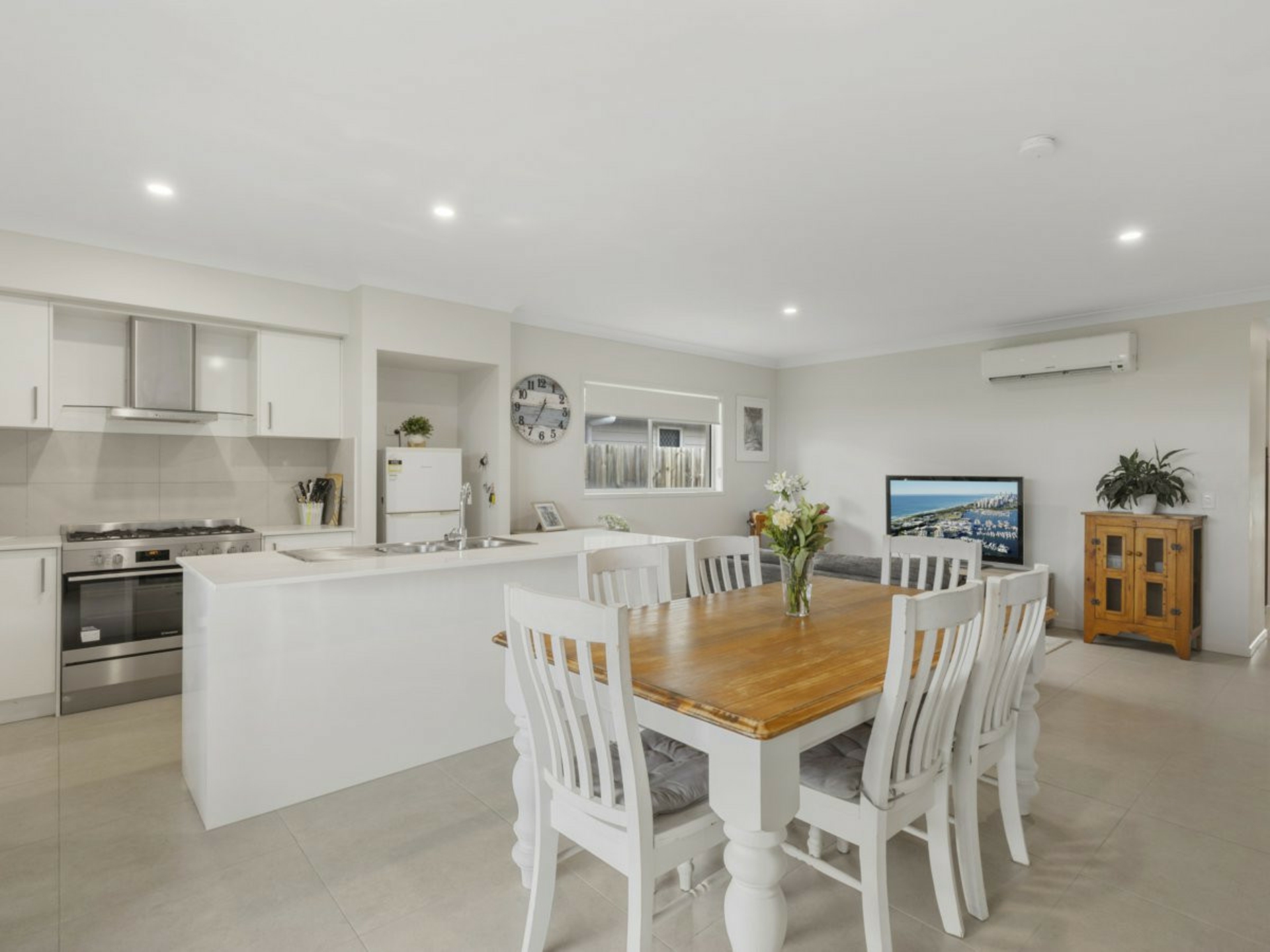 67 Adrian Circuit, NIRIMBA