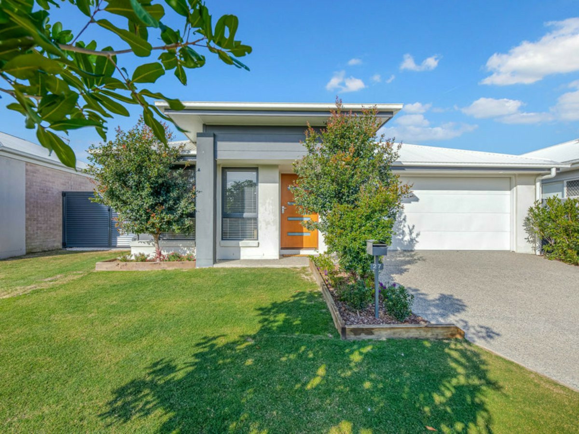 27 Dunlop Crescent Baringa QLD