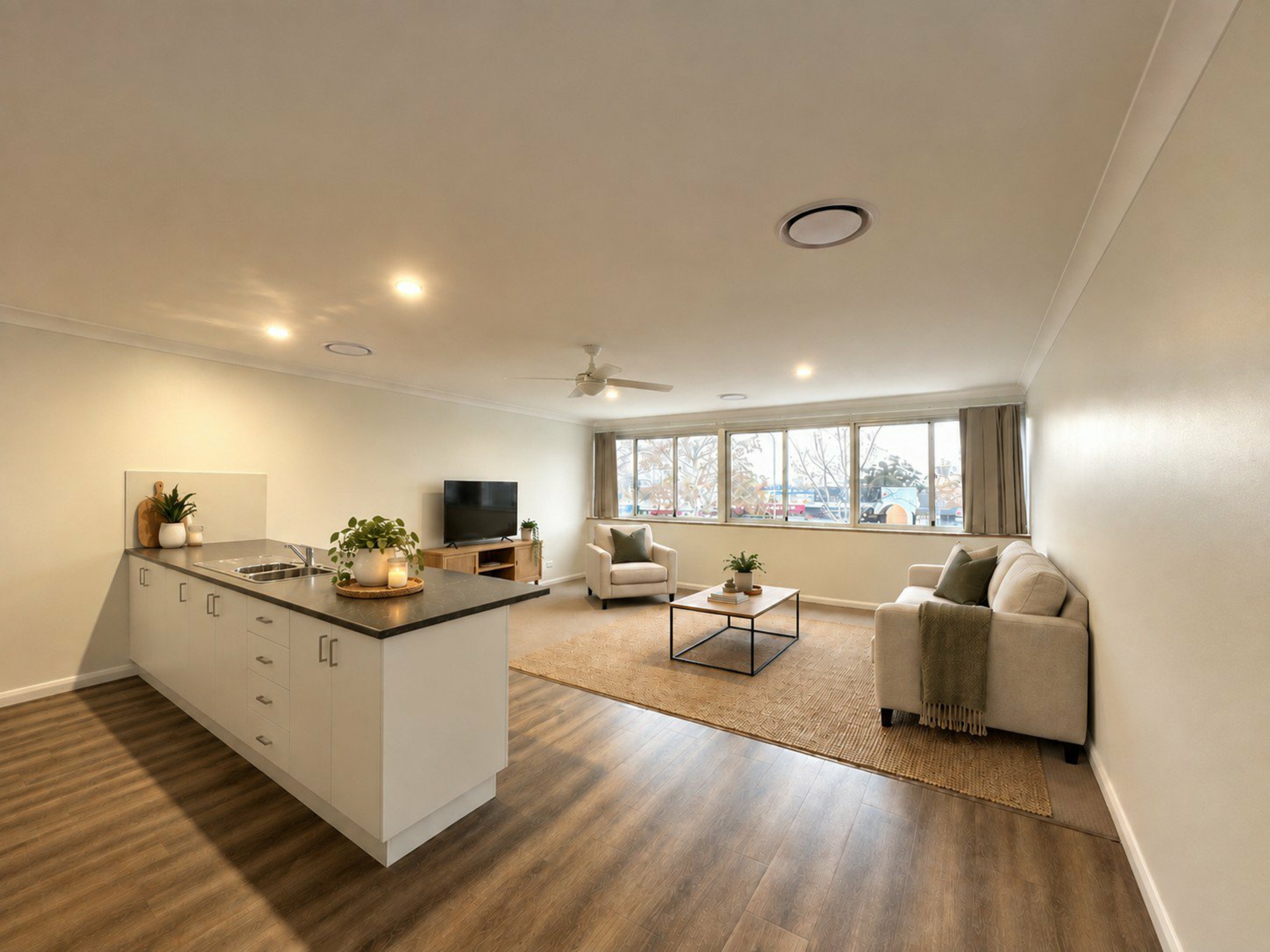 3/425 Banna Ave — photo from LJ Hooker Griffith
