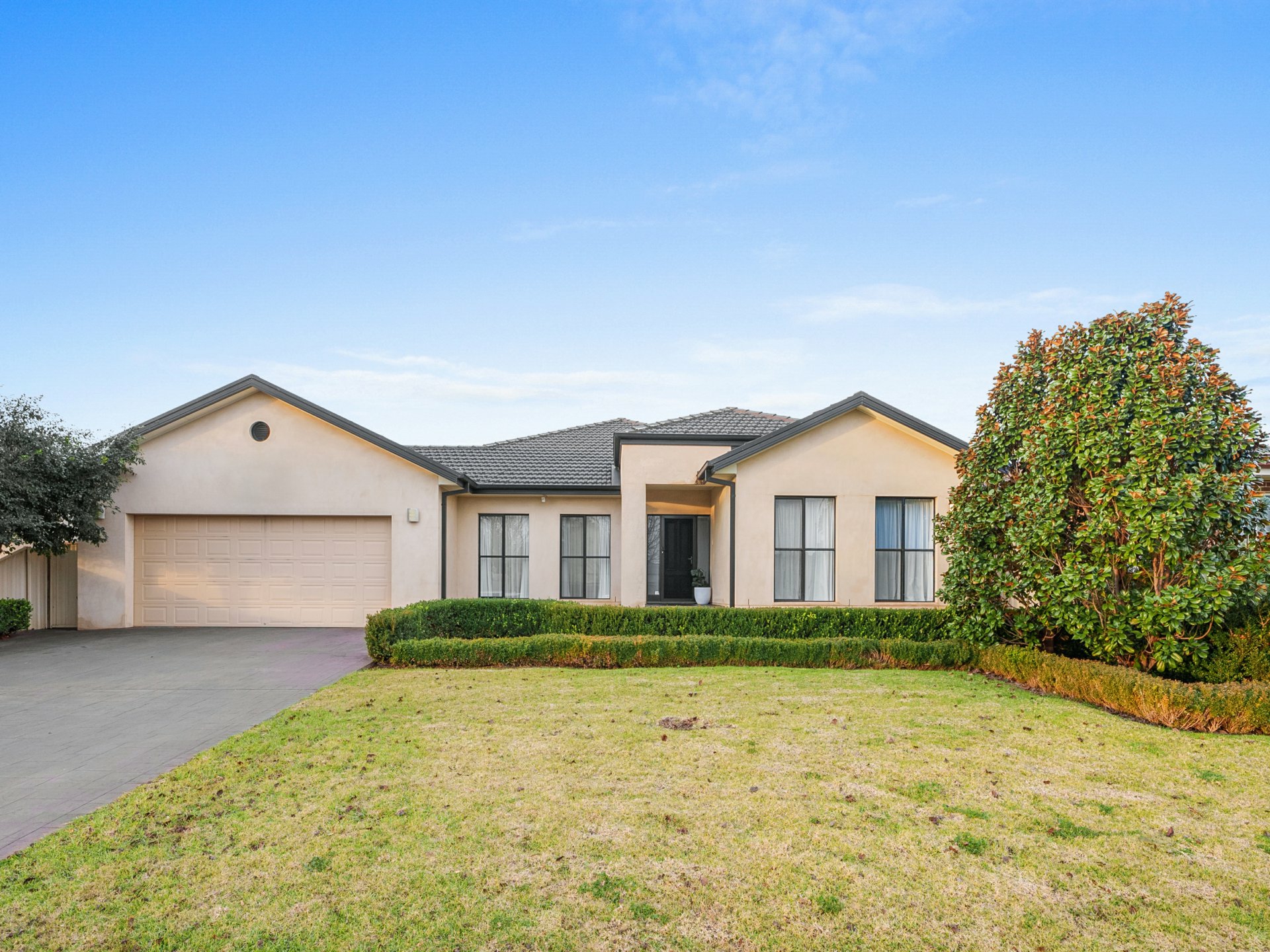 13 Nelson Drive, GRIFFITH