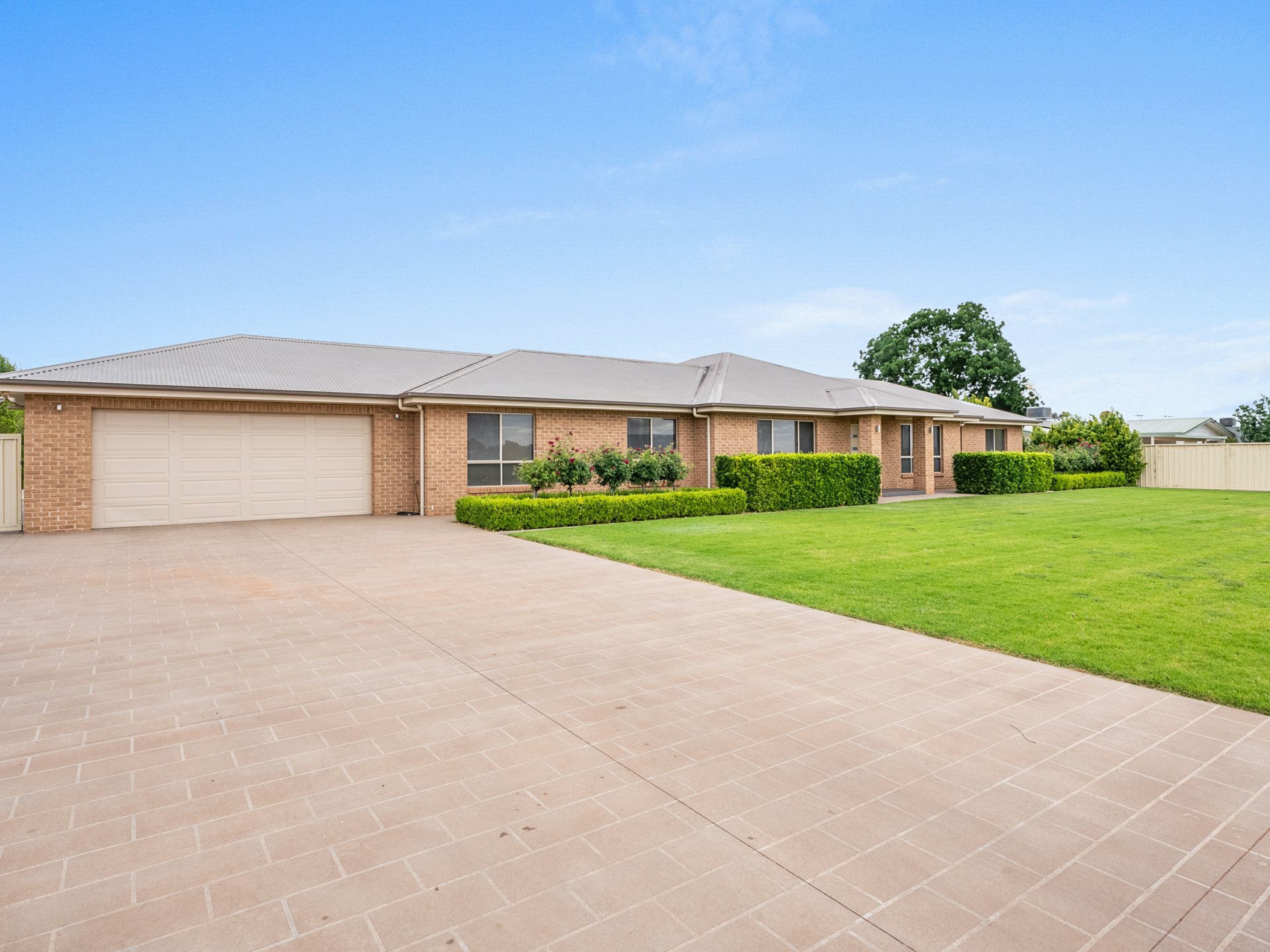 33-35 Rose Road, Griffith
