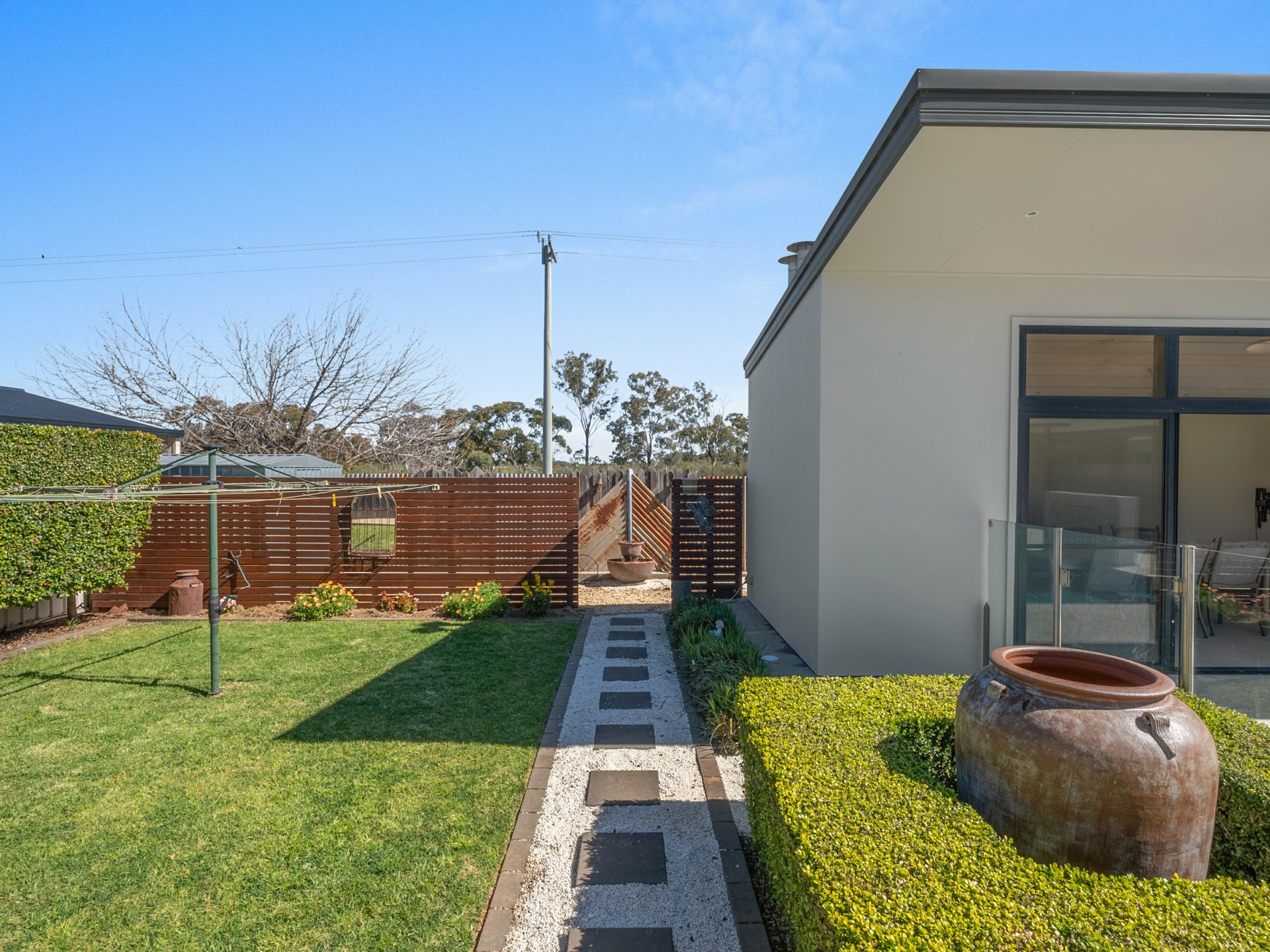 57 Nelson Drive — photo 10 of 14
