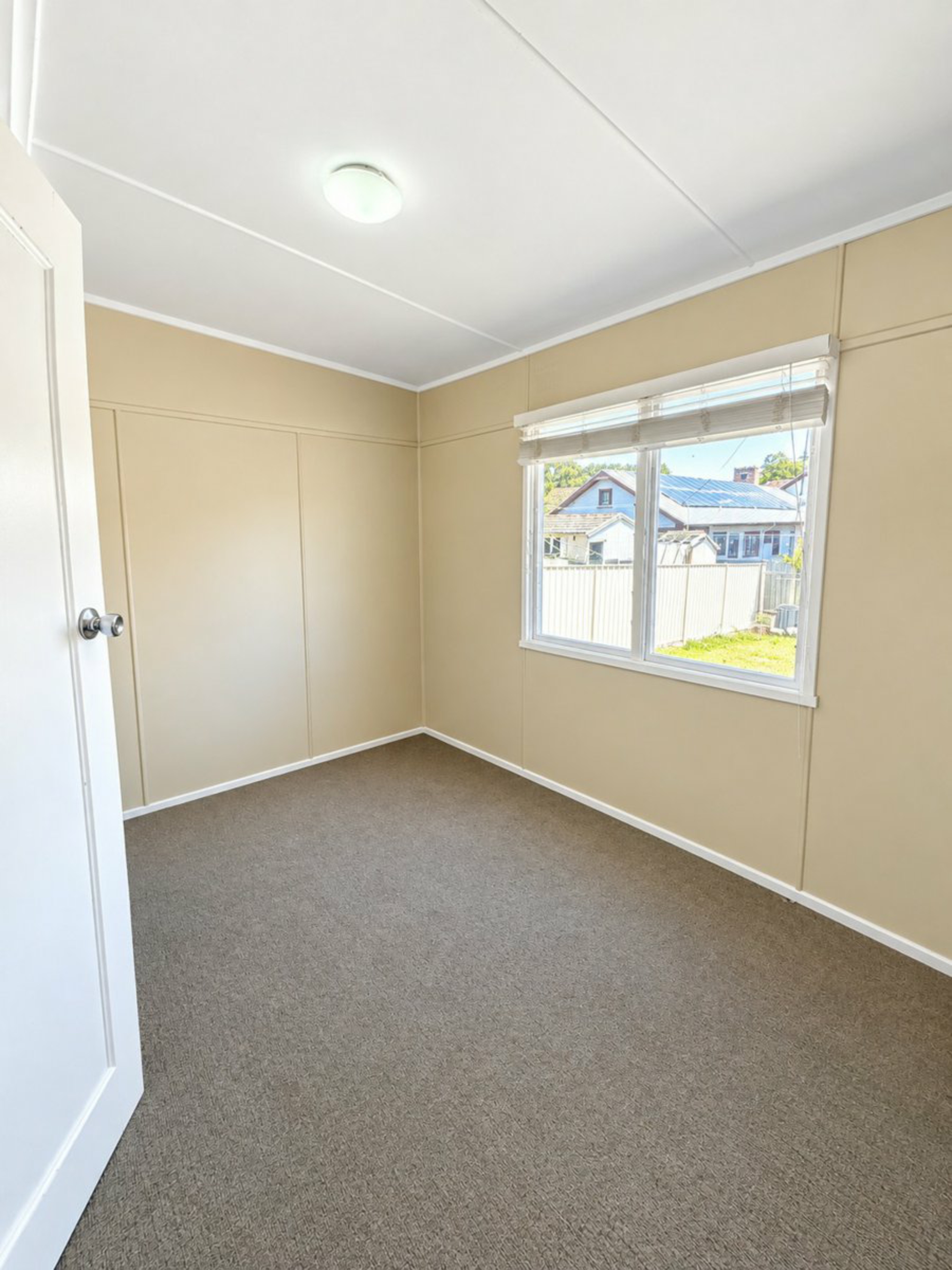1/50 Ortella Street — photo 4 of 4