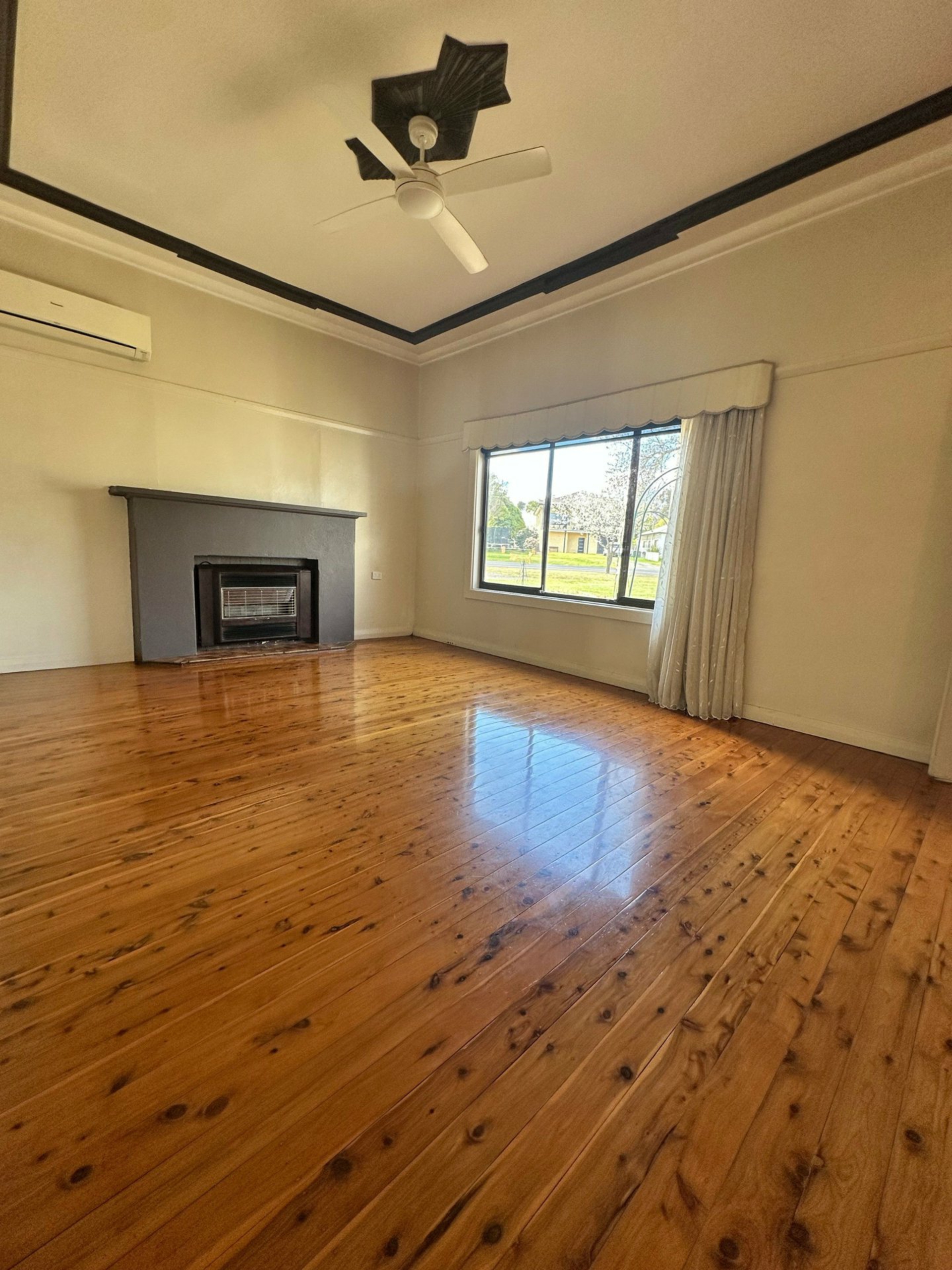 12 Wyangan Avenue — photo 4 of 9