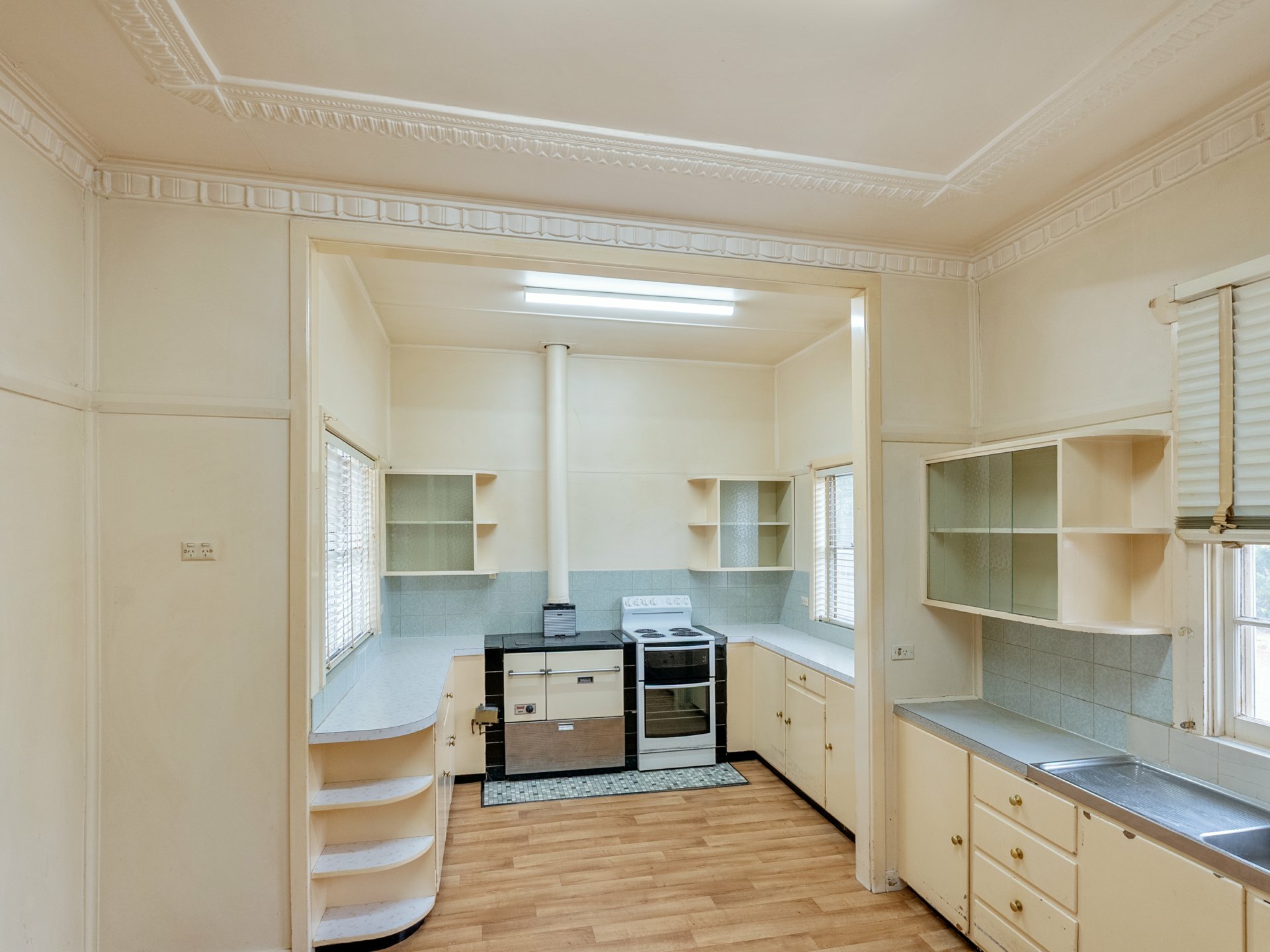 21 Hebden Street — photo 2 of 8