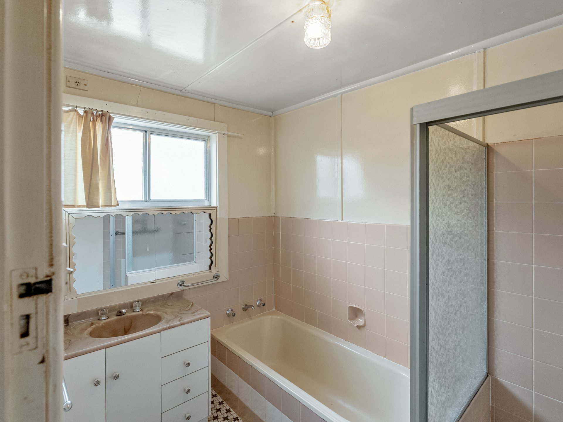 21 Hebden Street — photo 3 of 8