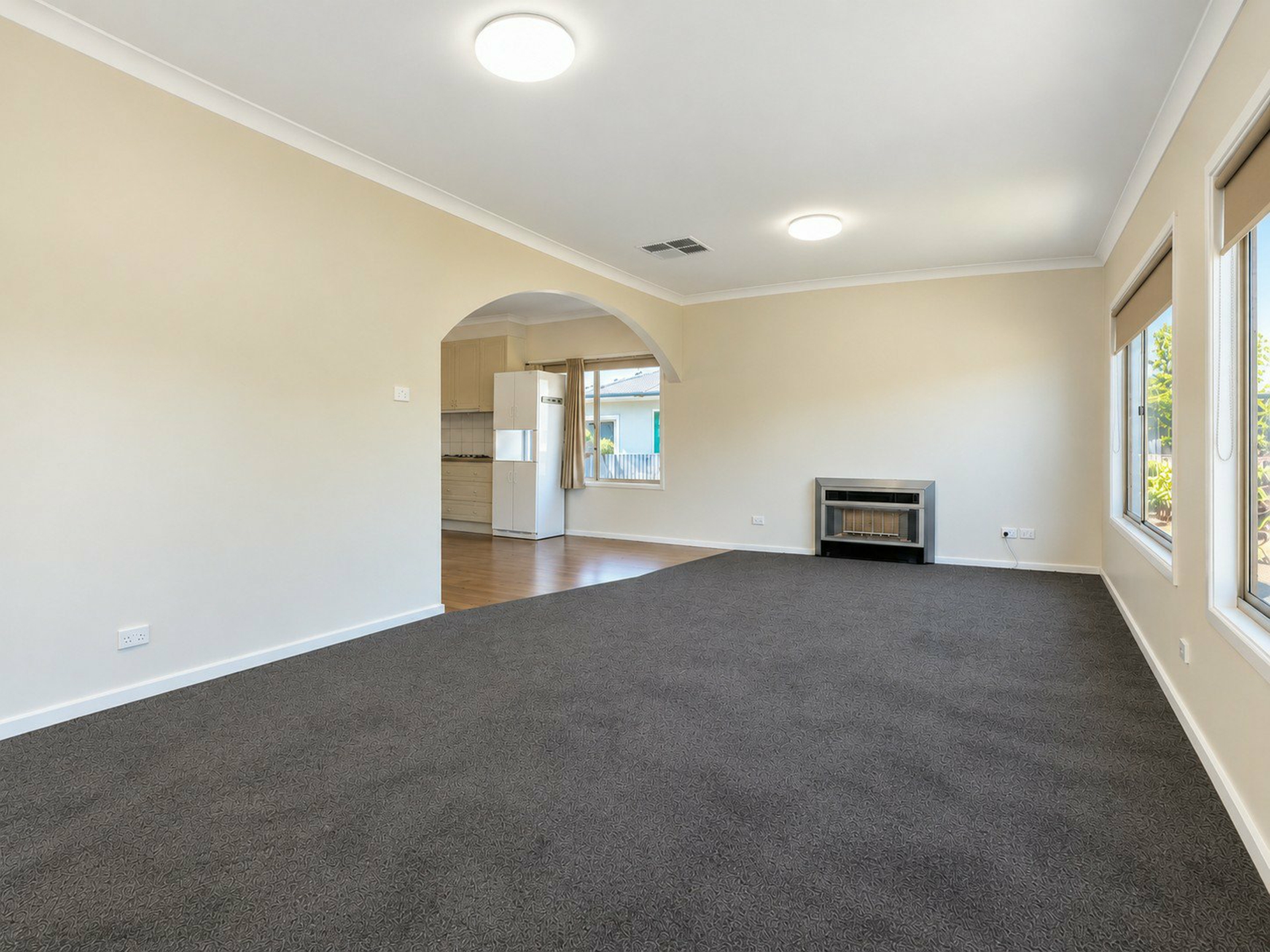 73 Kookora Street — photo 2 of 6