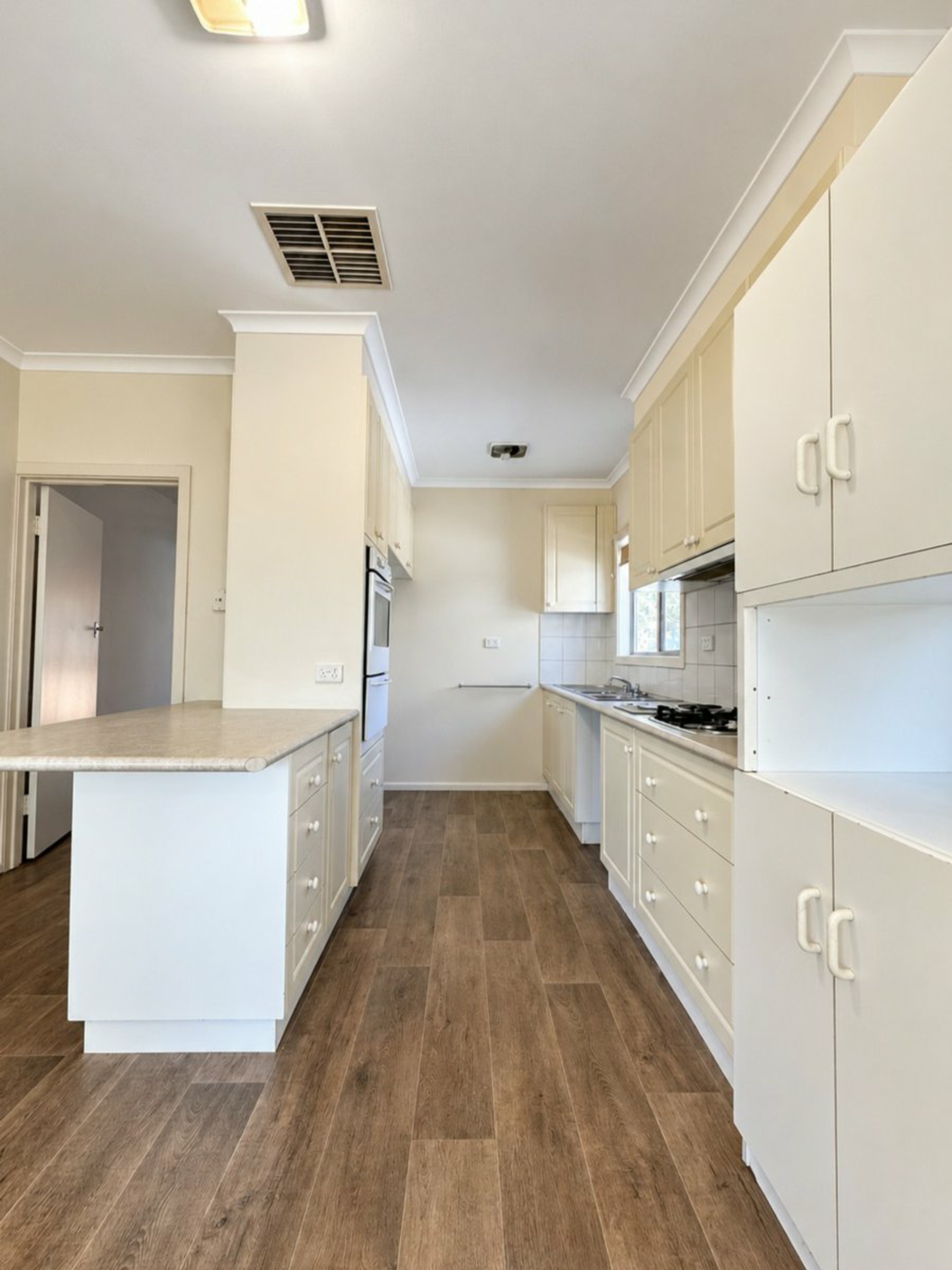 73 Kookora Street — photo 3 of 6