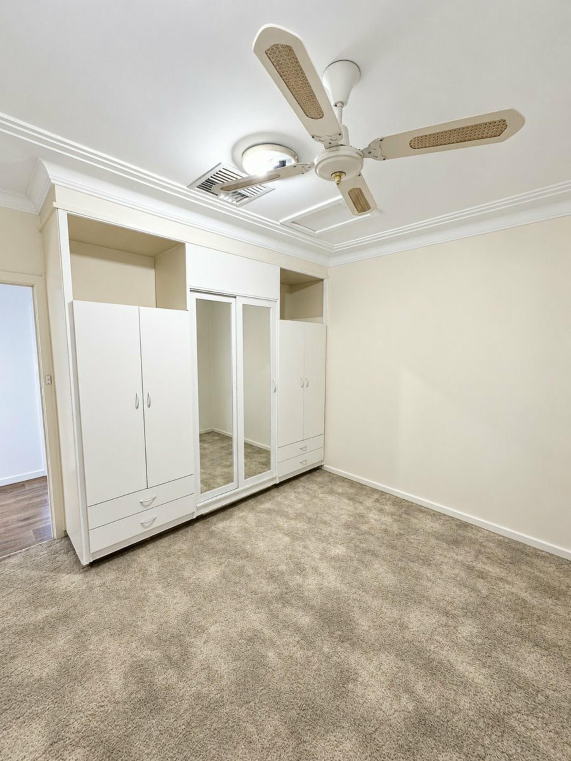 73 Kookora Street — photo 5 of 6