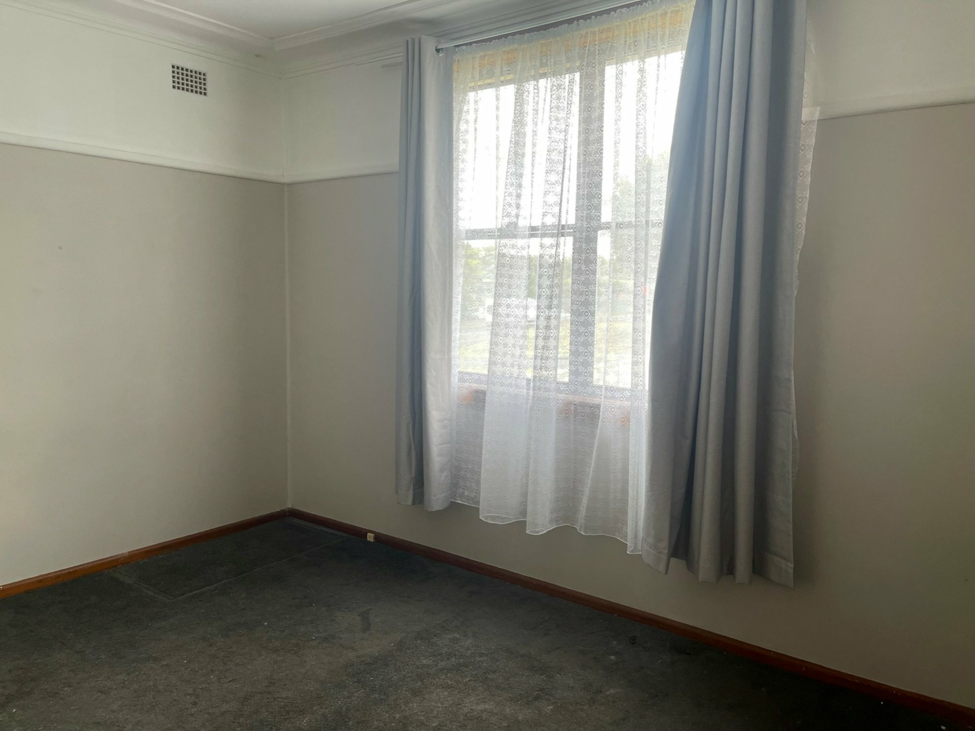 15 Commonwealth Street, BATHURST
