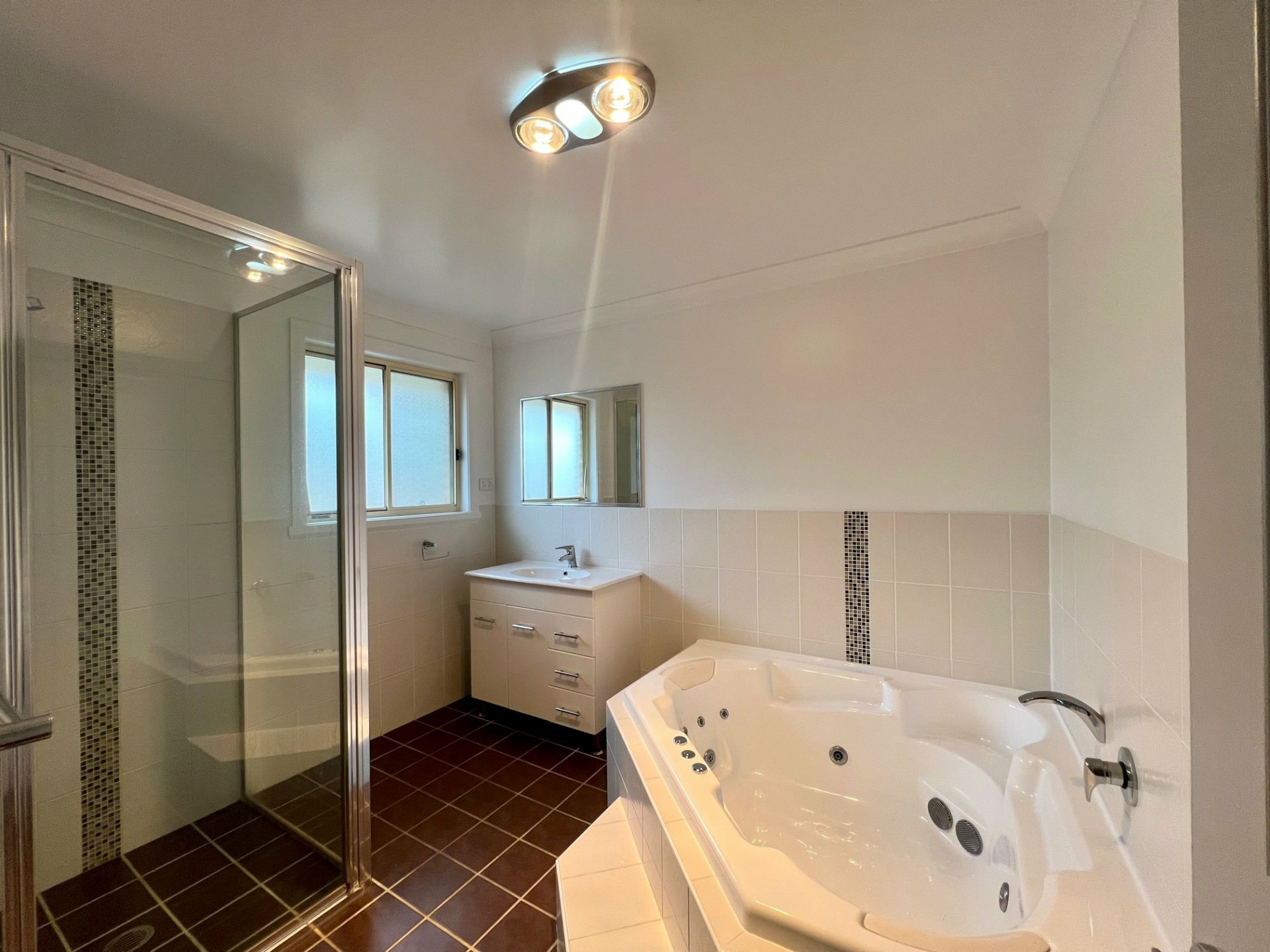 16 Joubert Drive, LLANARTH