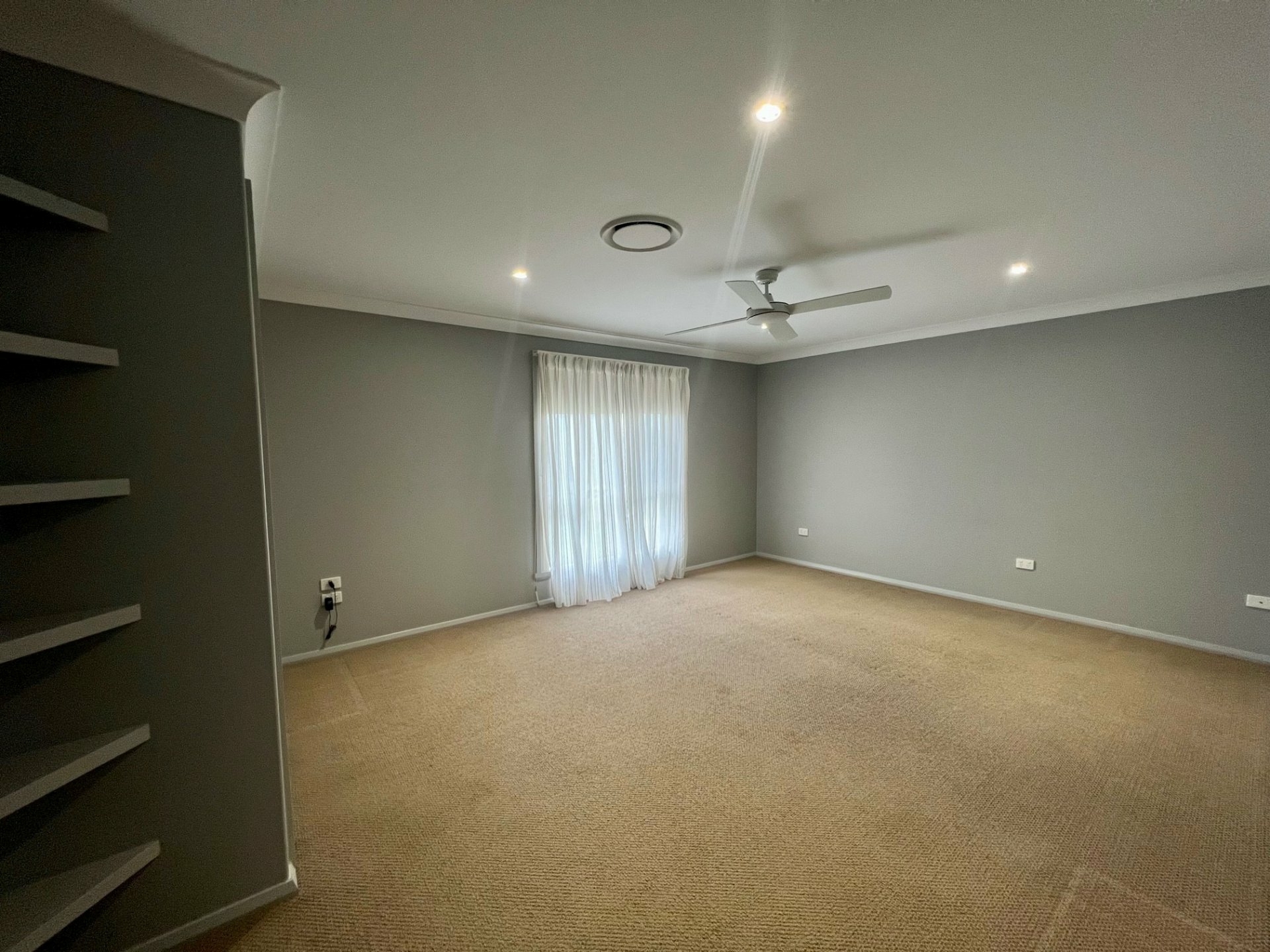 16 Joubert Drive, LLANARTH