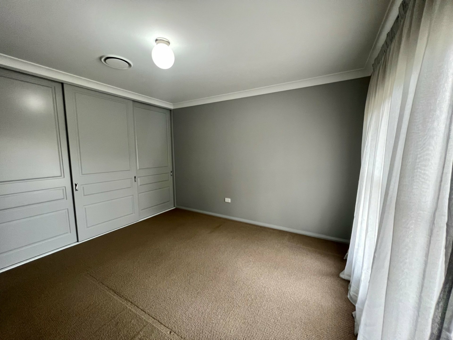 16 Joubert Drive, LLANARTH