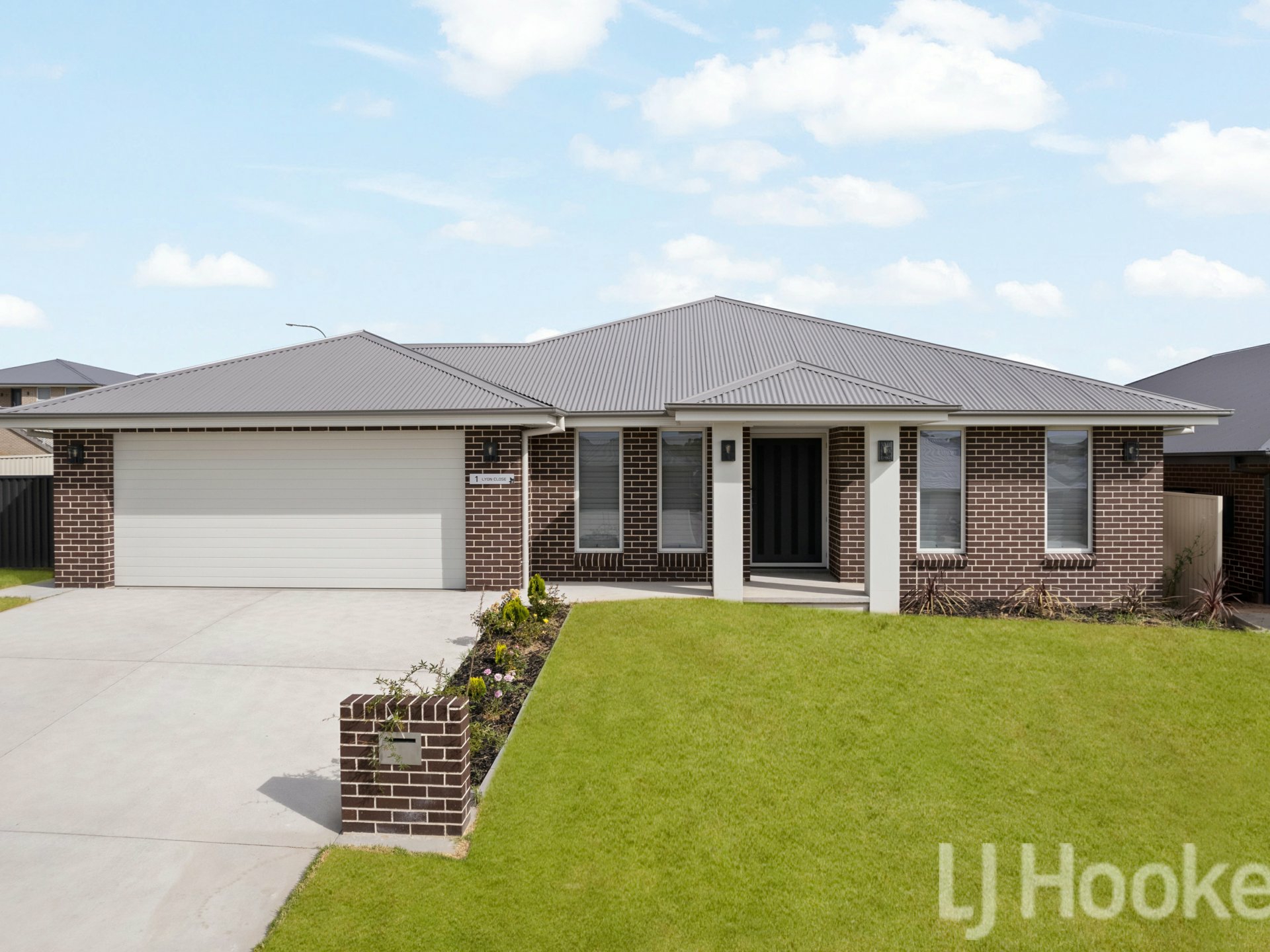 1 Lyon Close, KELSO
