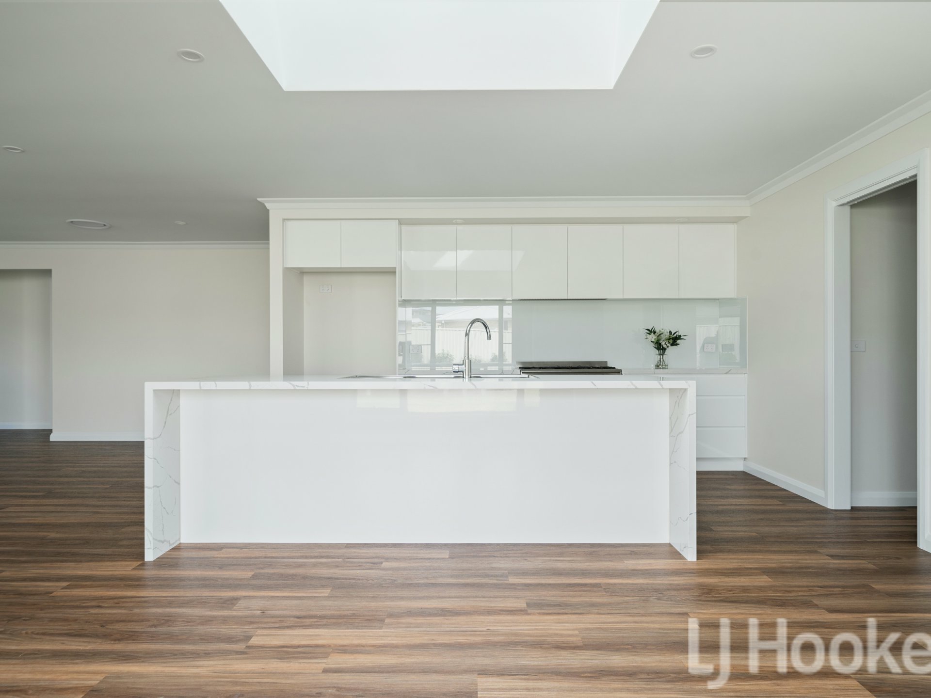 1 Lyon Close, KELSO