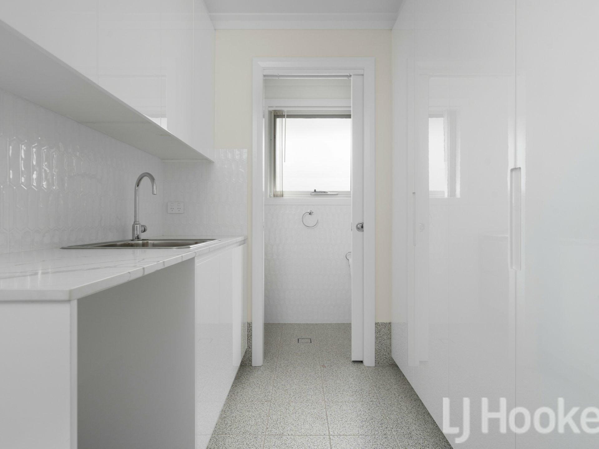 1 Lyon Close, KELSO