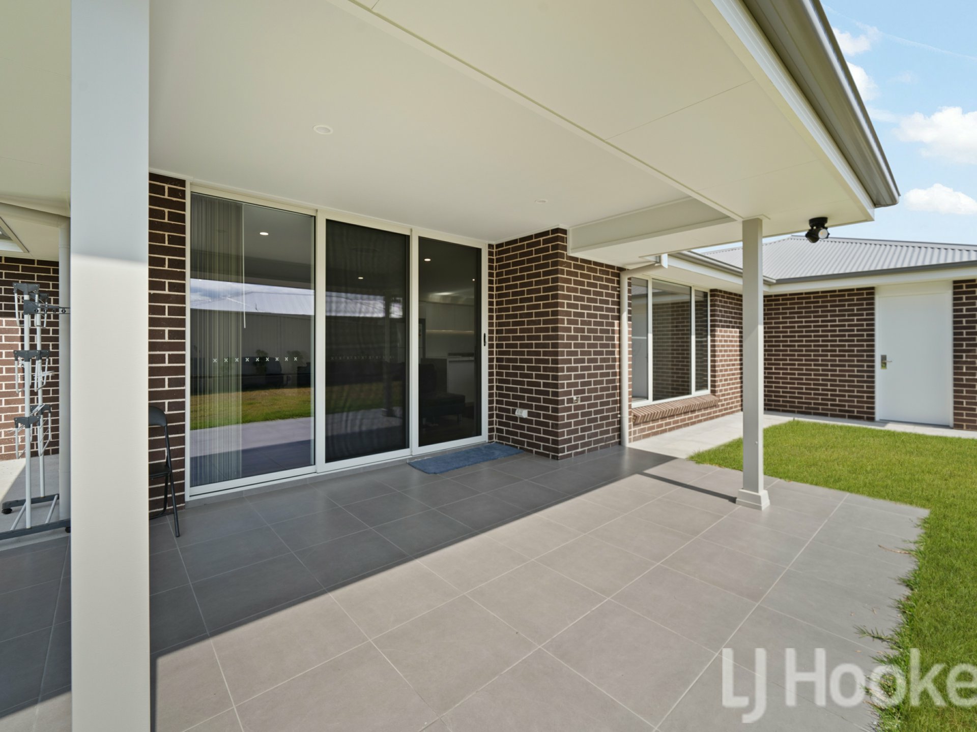 1 Lyon Close, KELSO