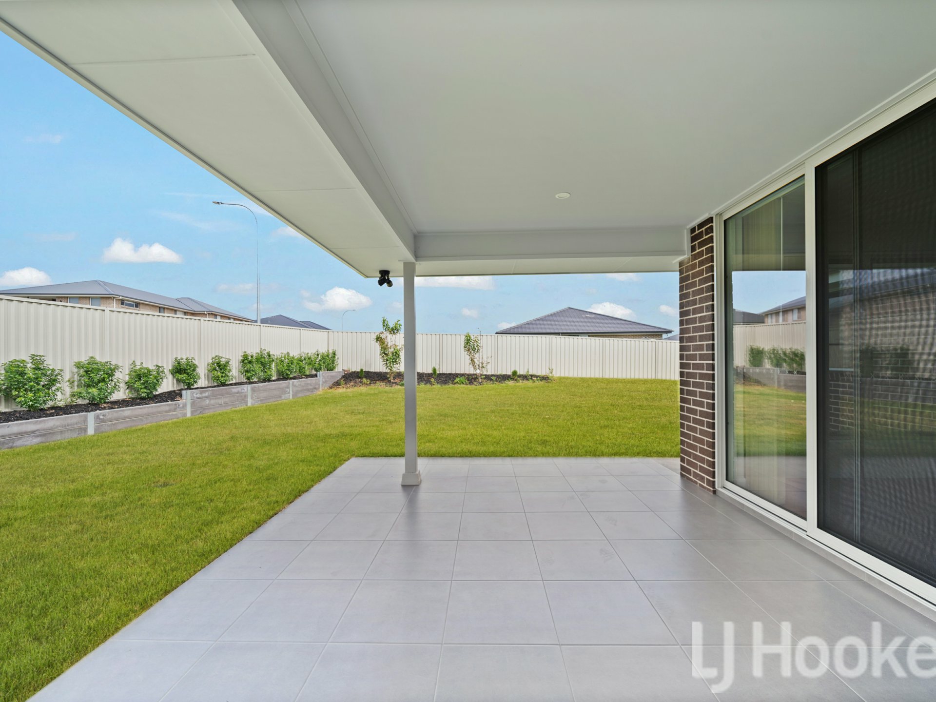 1 Lyon Close, KELSO