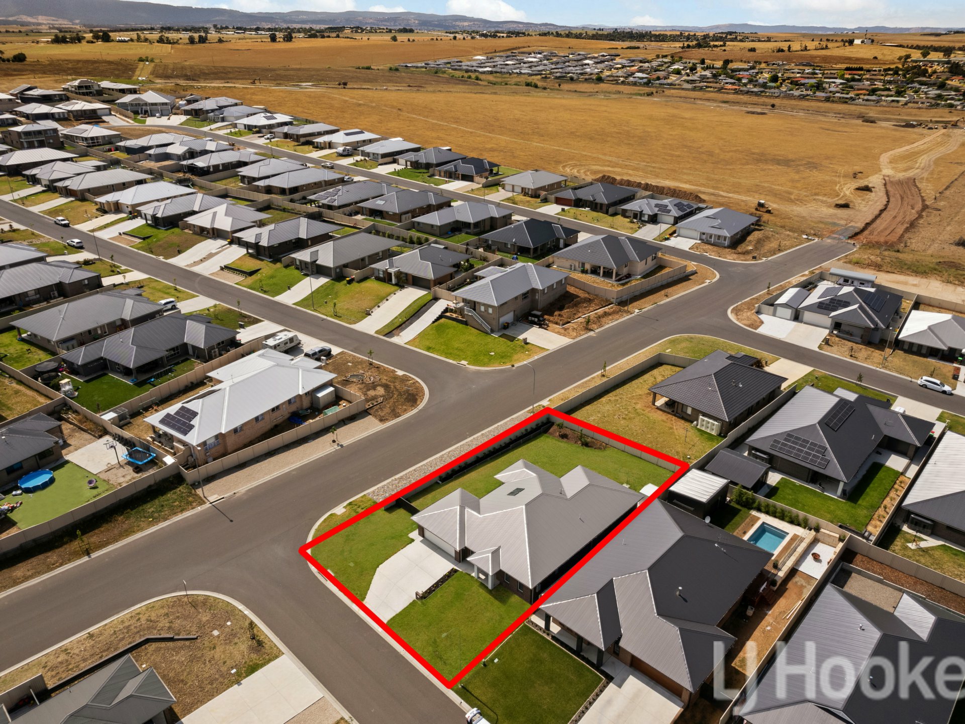 1 Lyon Close, KELSO