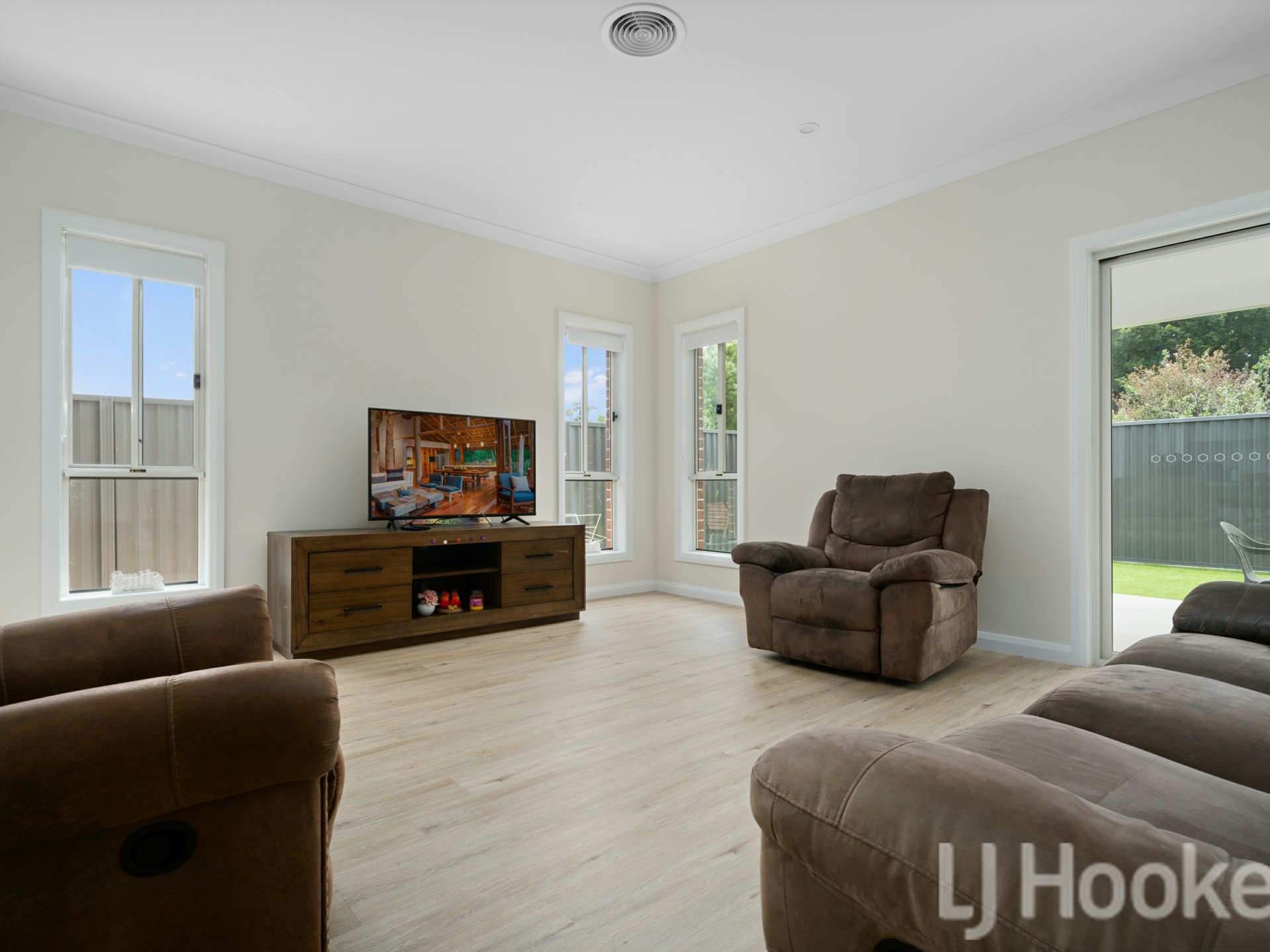 11 Baillie Street, BATHURST