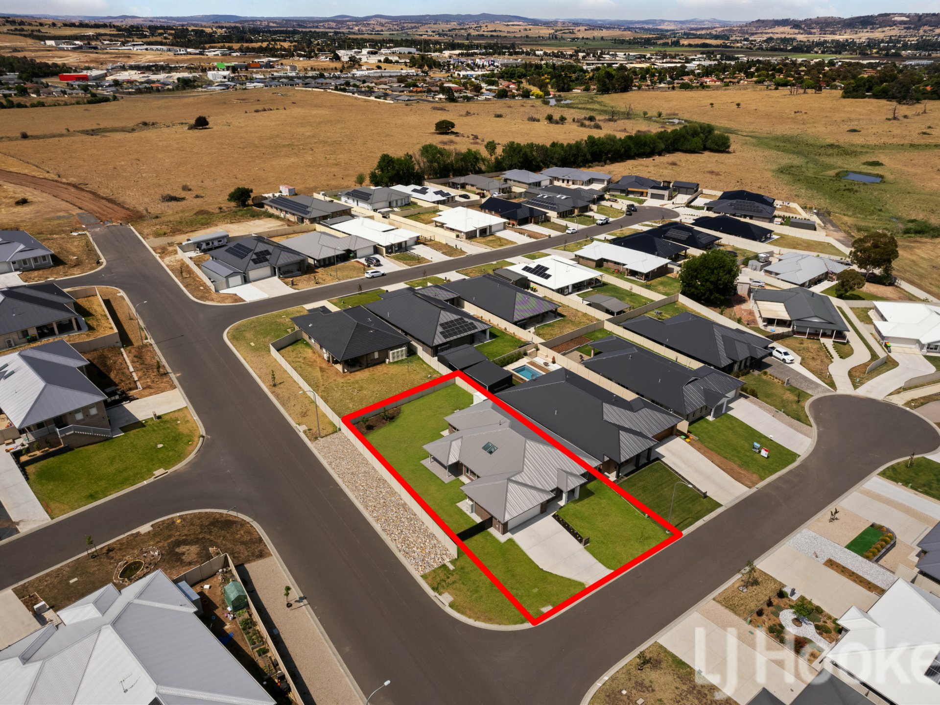 1 Lyon Close, KELSO