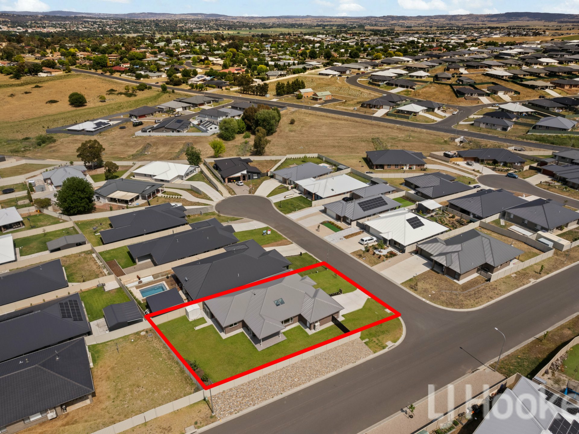1 Lyon Close, KELSO