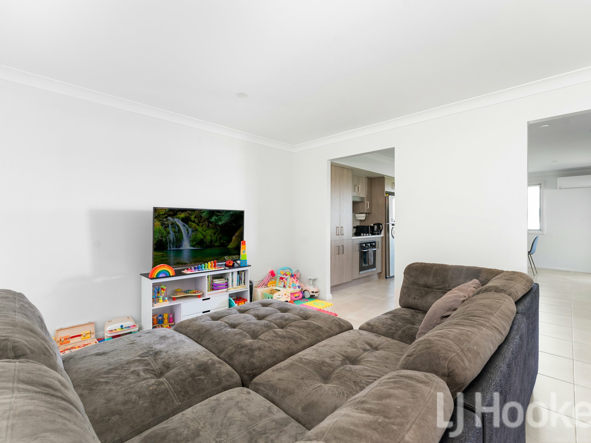 20 Wallace Way, KELSO