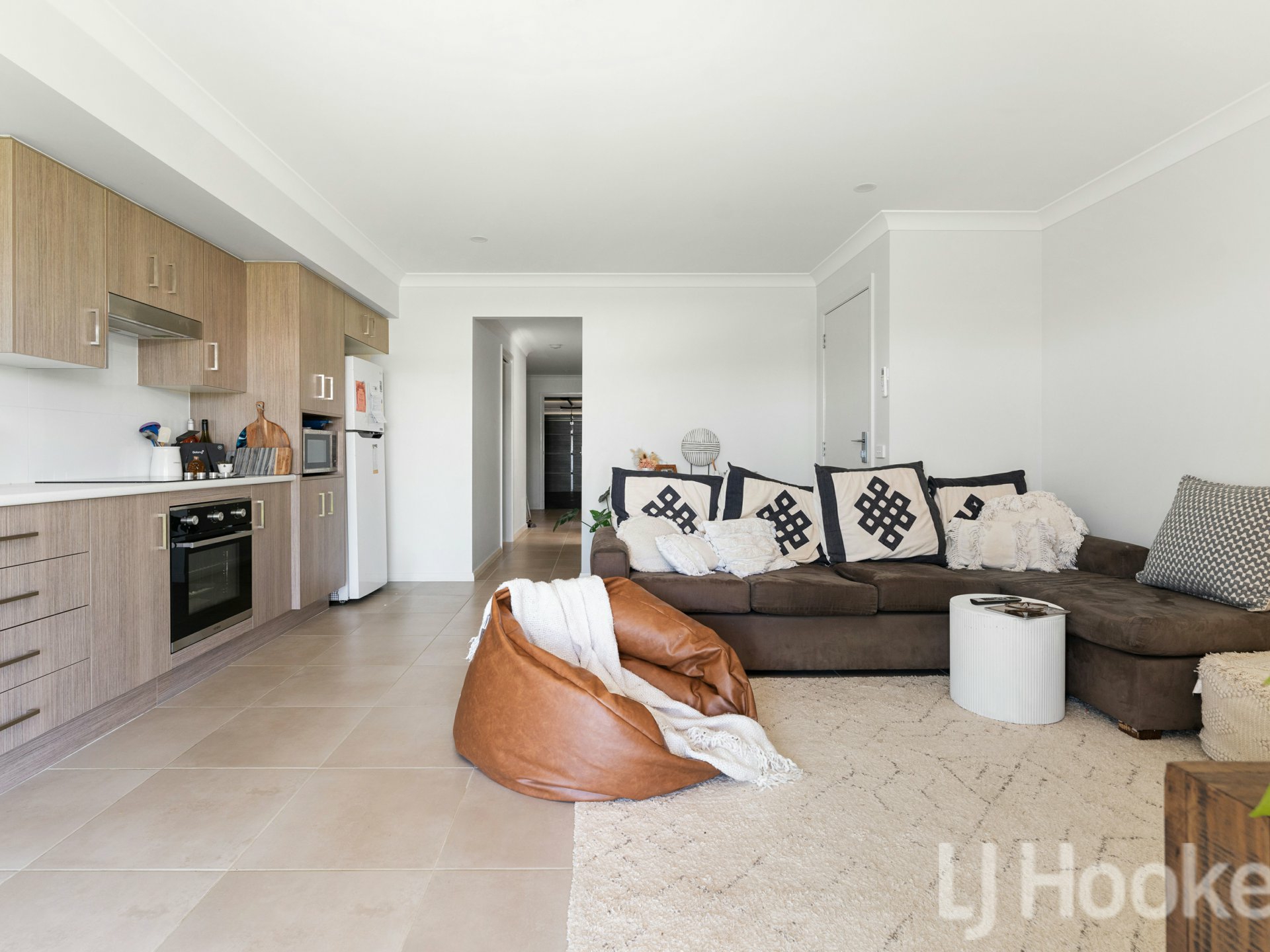 20 Wallace Way, KELSO