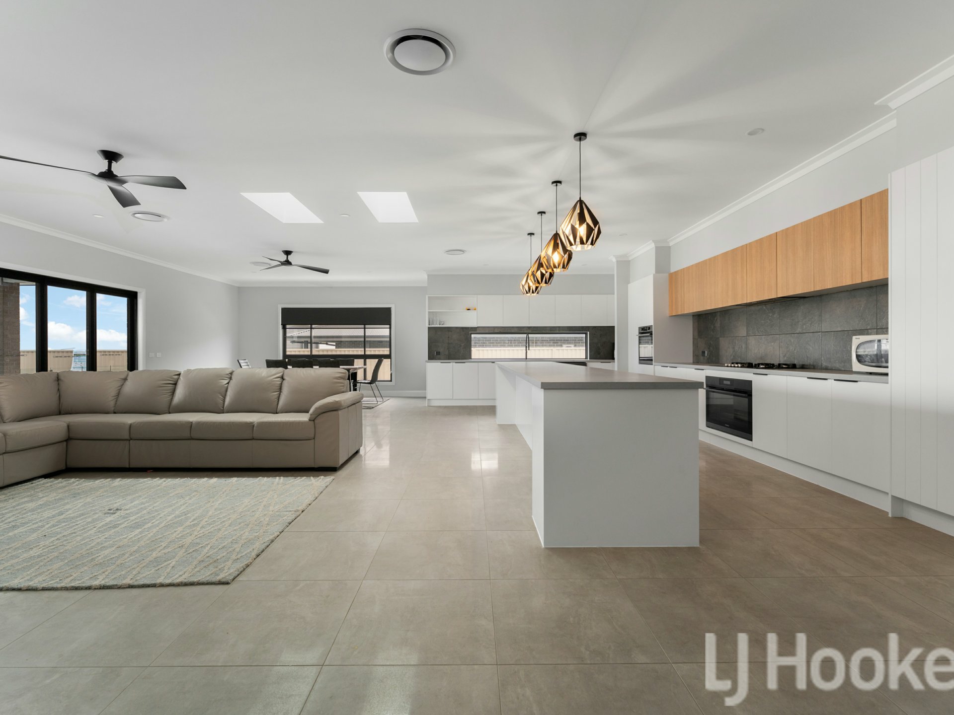 13 Cain Drive — photo 7 of 27