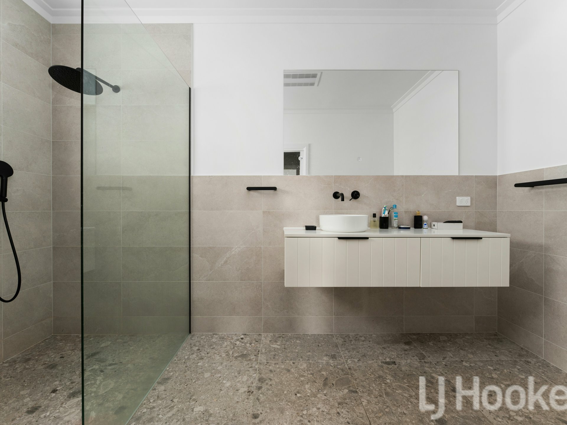 13 Cain Drive — photo 15 of 27