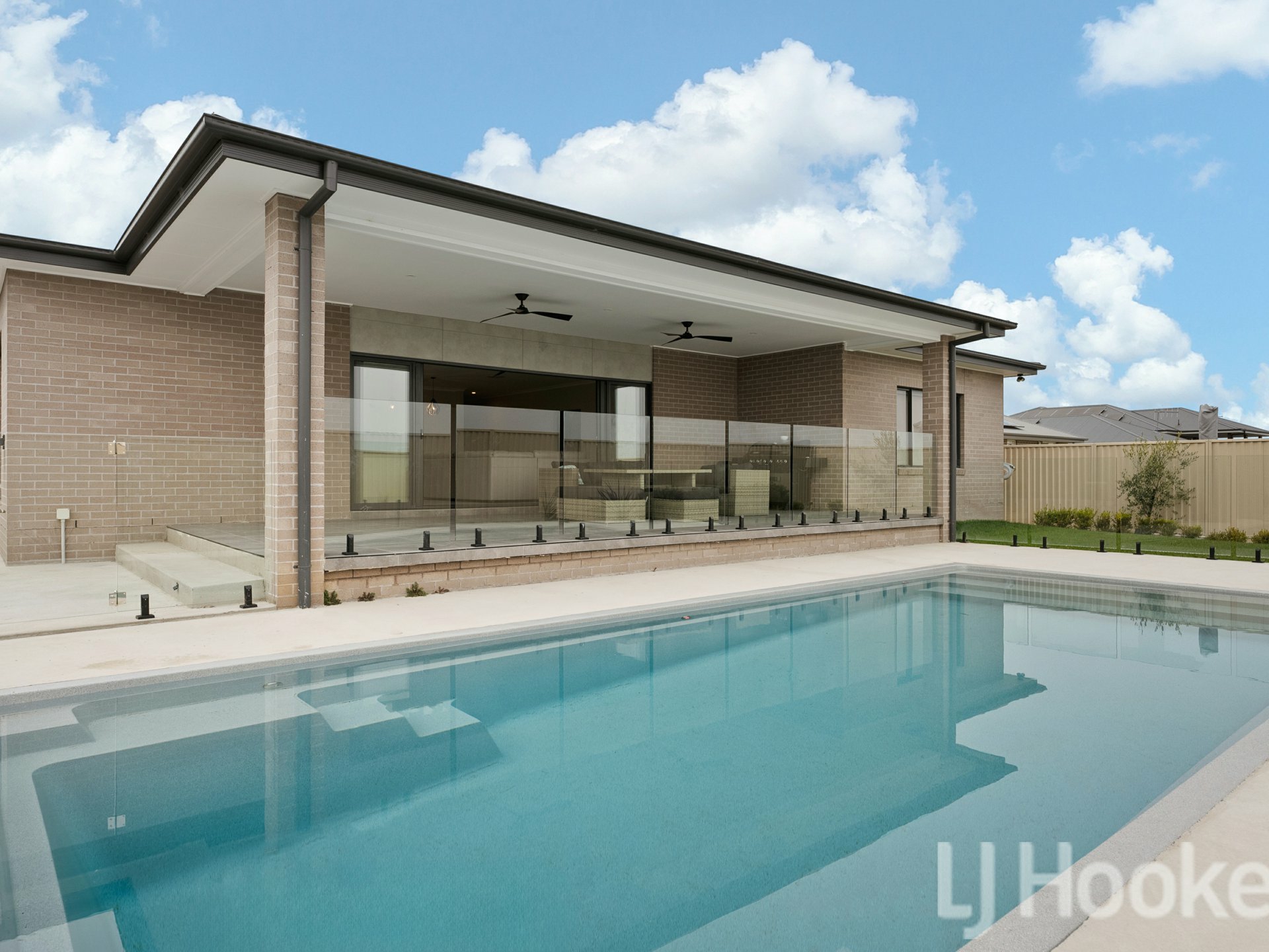 13 Cain Drive — photo 20 of 27