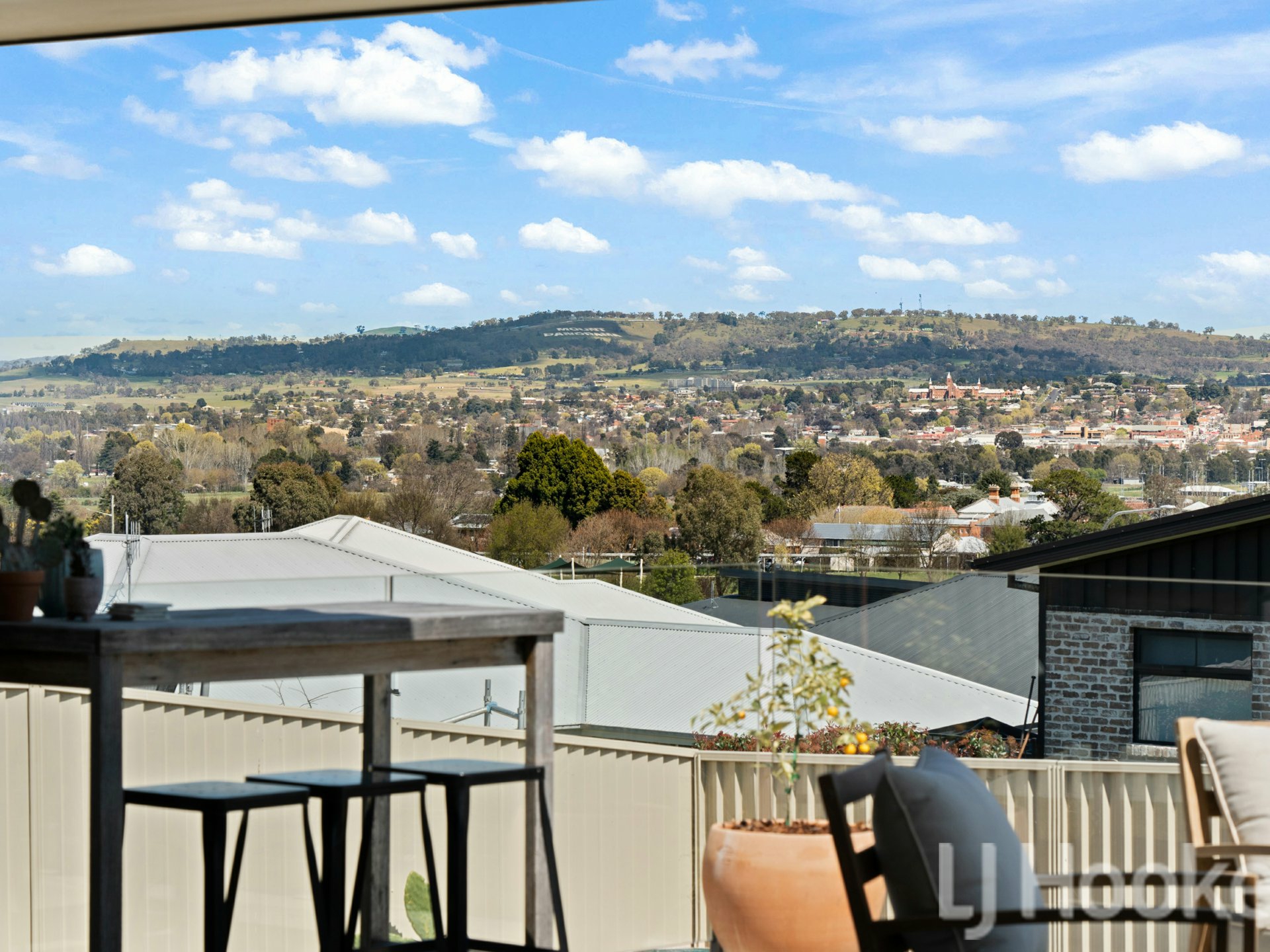 5 Cain Drive, KELSO