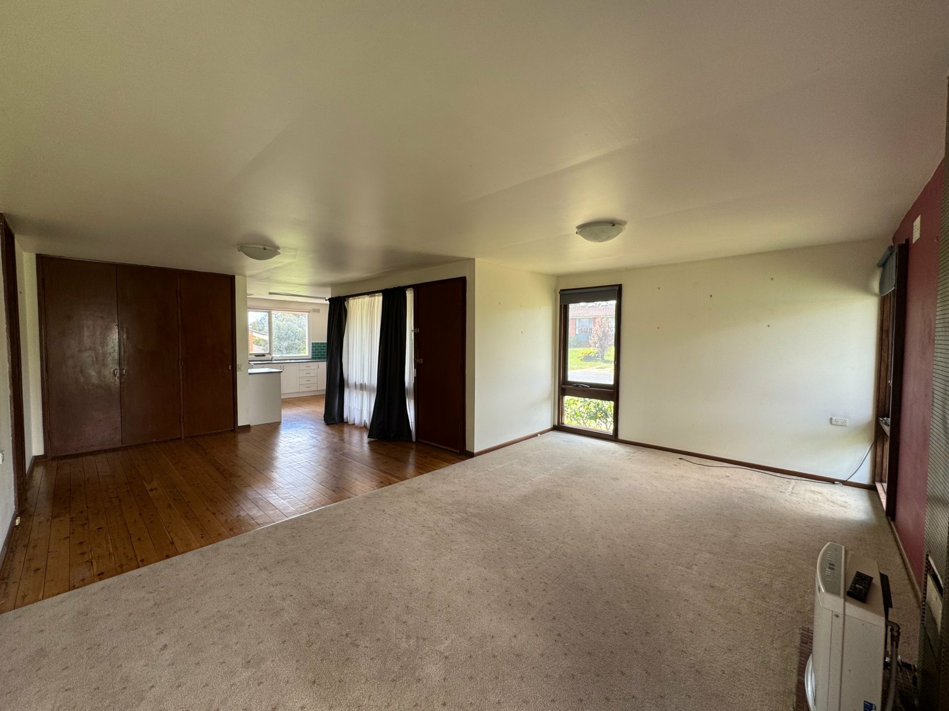 4 Bassett Drive, WEST BATHURST