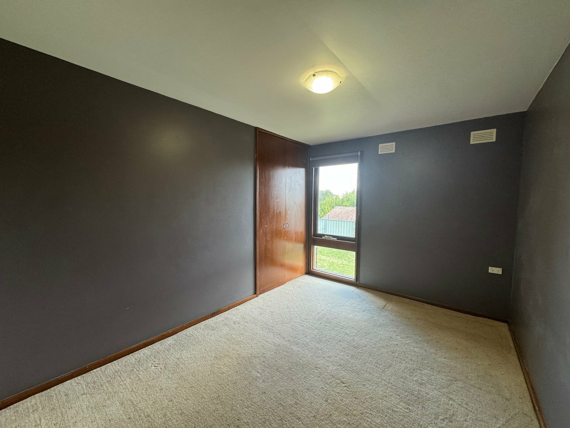 4 Bassett Drive, WEST BATHURST