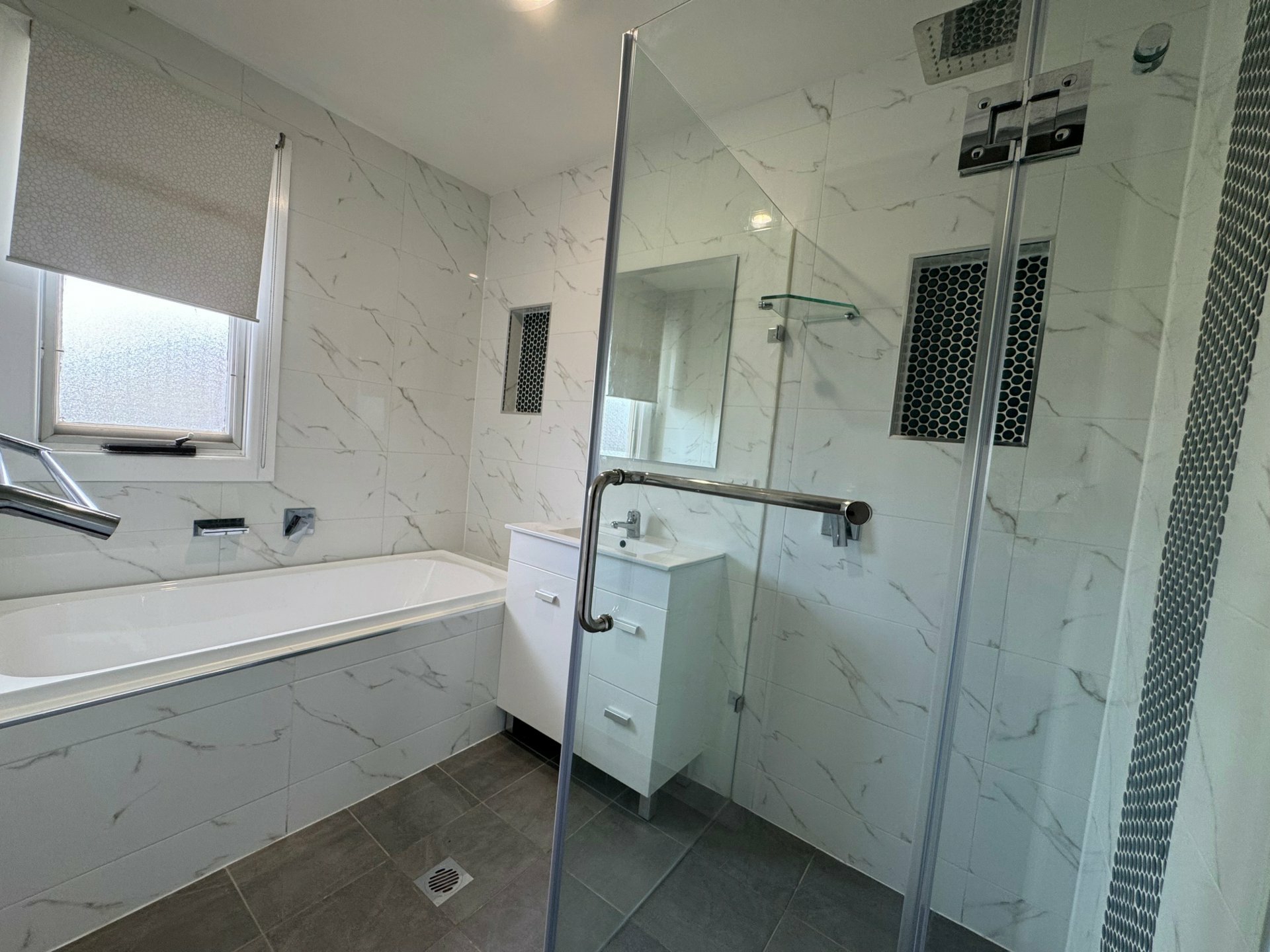 4 Bassett Drive, WEST BATHURST