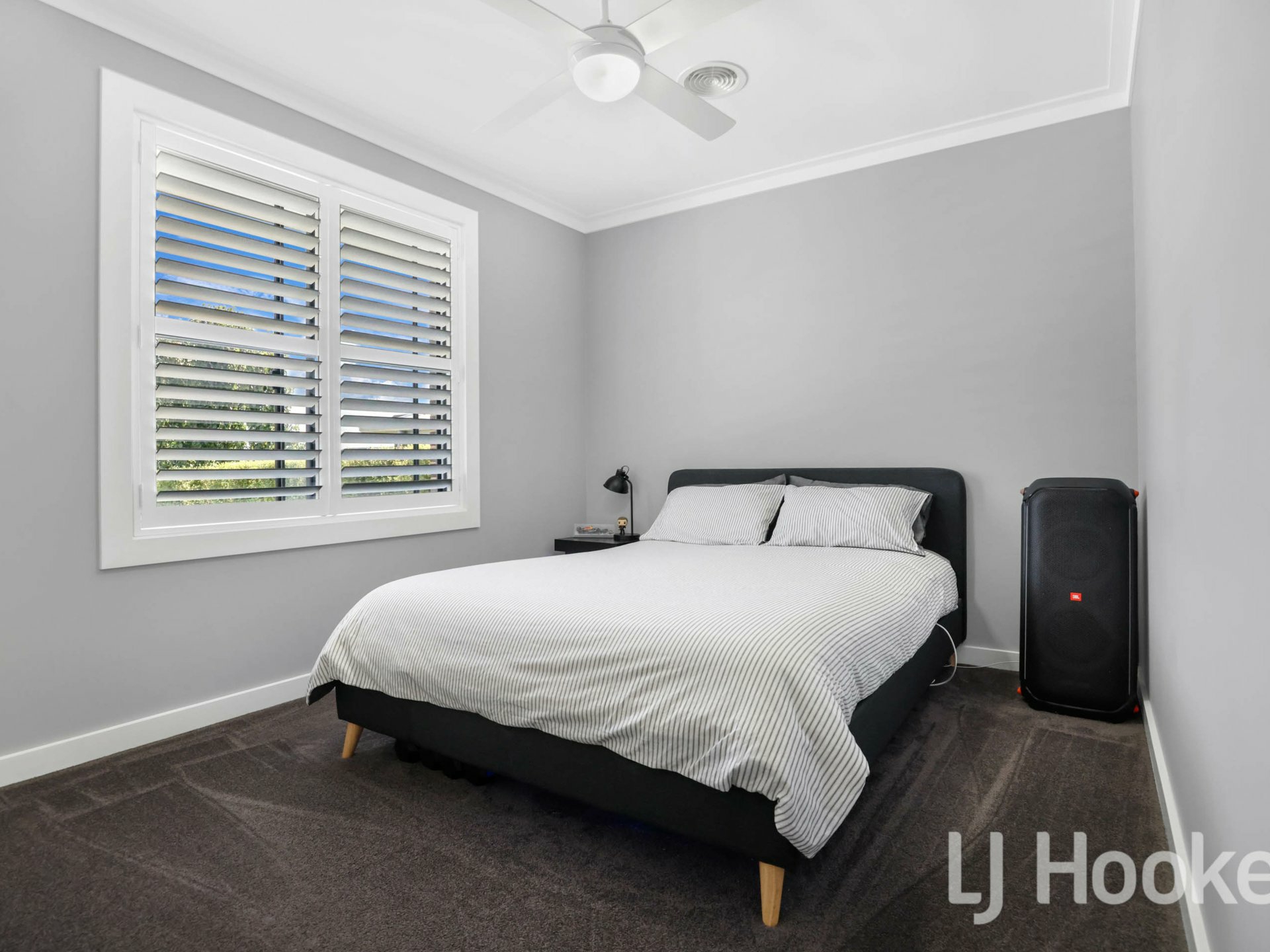 27 Dovey Drive, KELSO