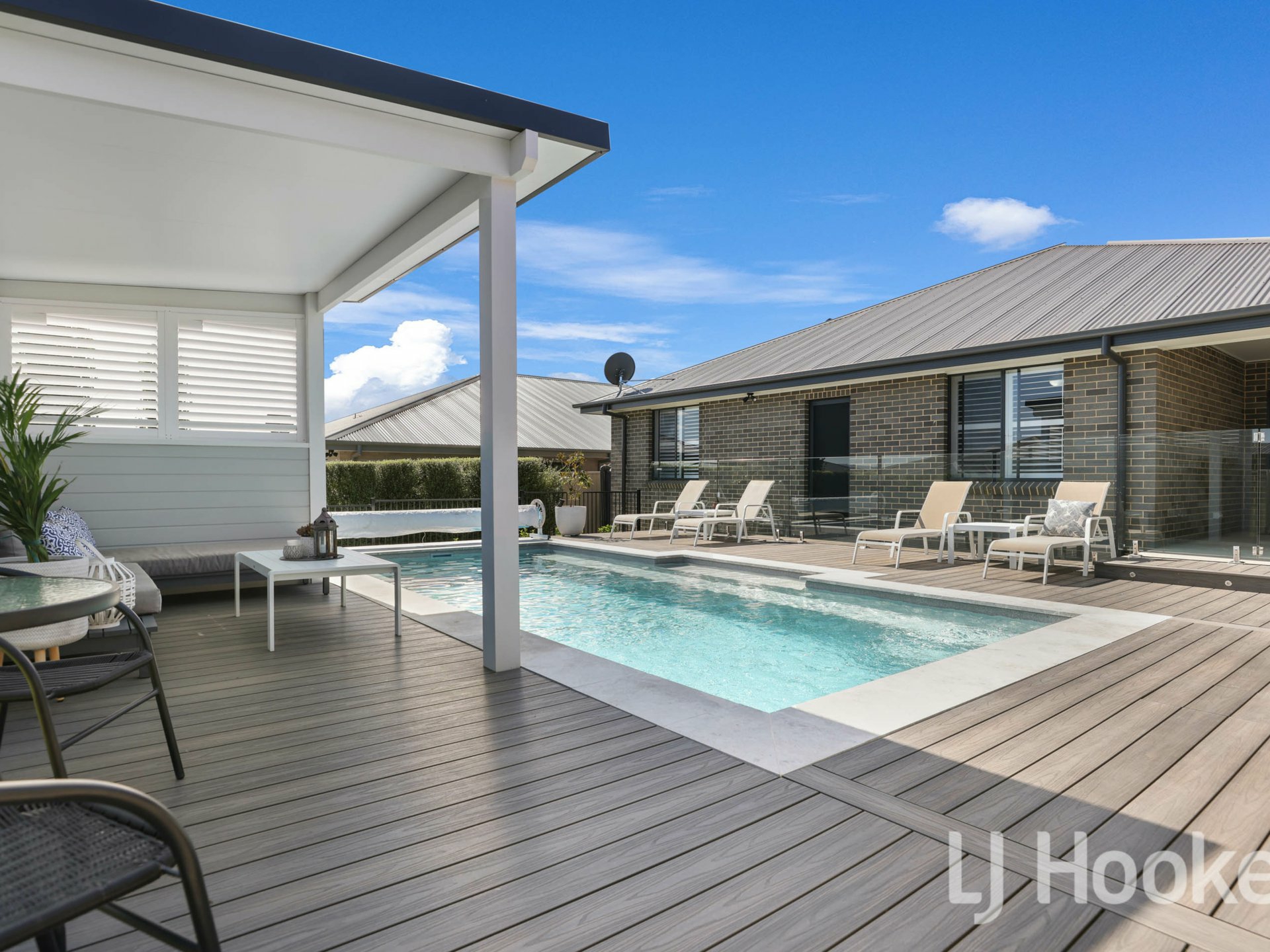 27 Dovey Drive, KELSO