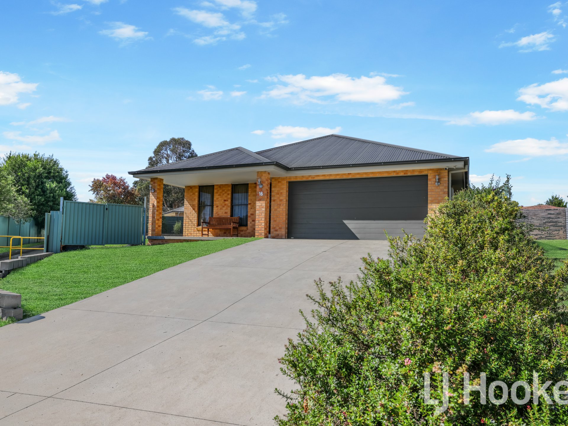 16 Chesterman Close, WINDRADYNE