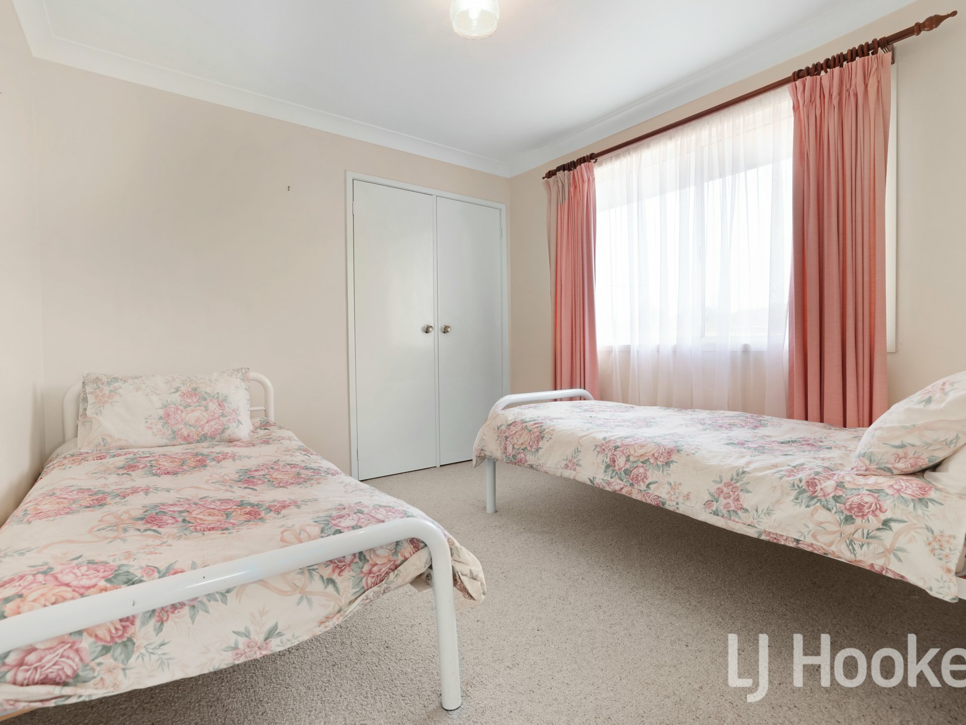 6 Heylin Place, BATHURST