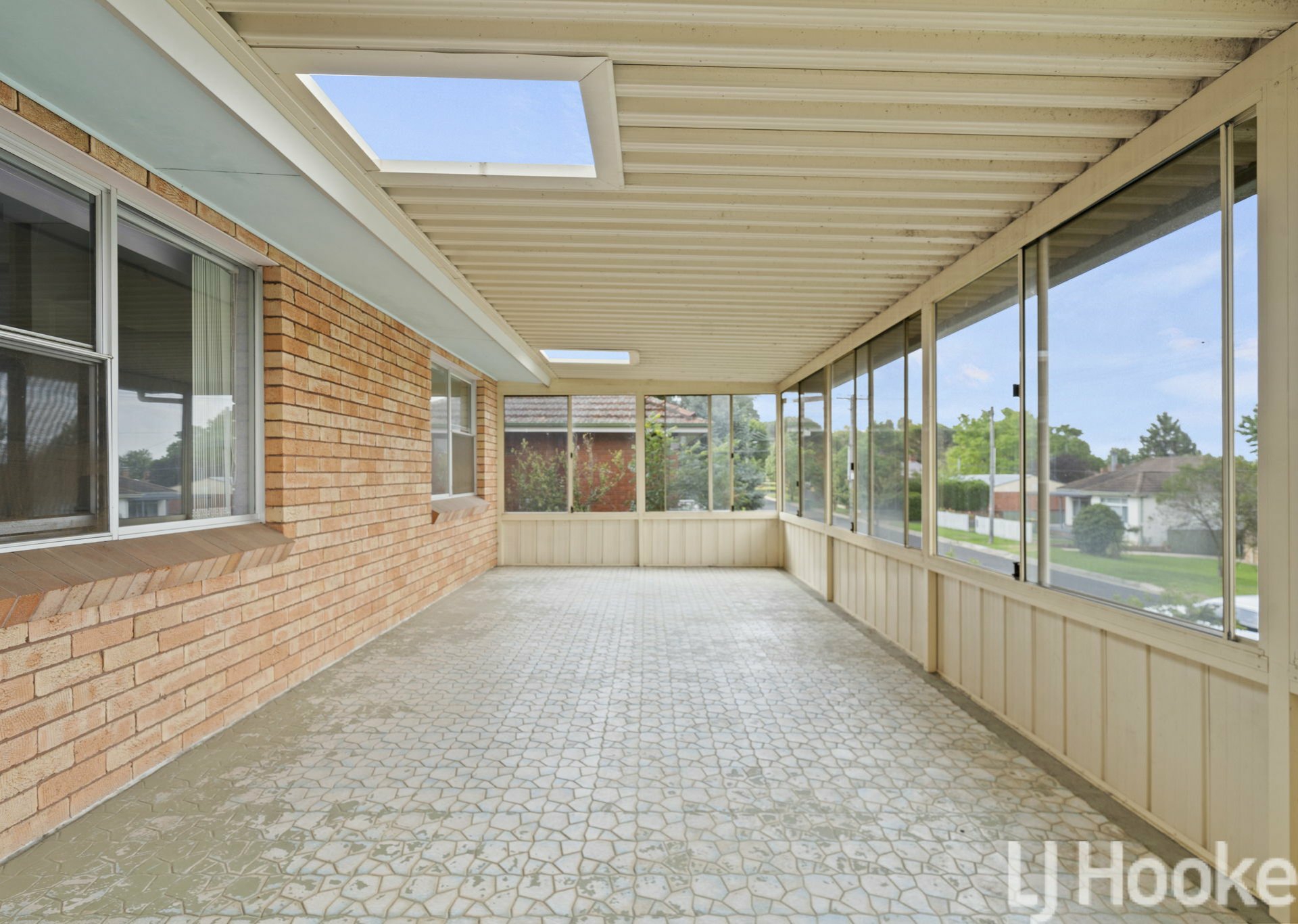 8 Loftus Street, BATHURST