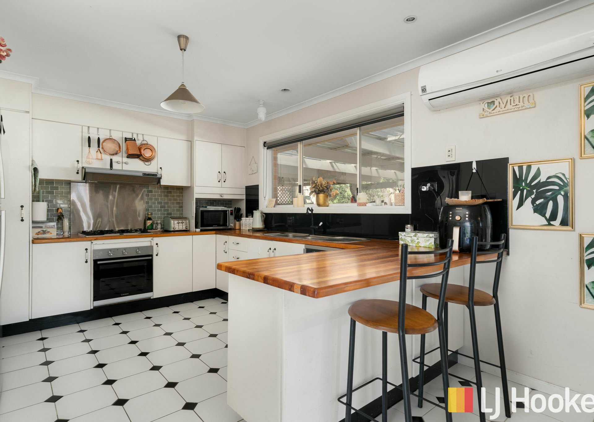 6 Lorimer Street — photo 6 of 26