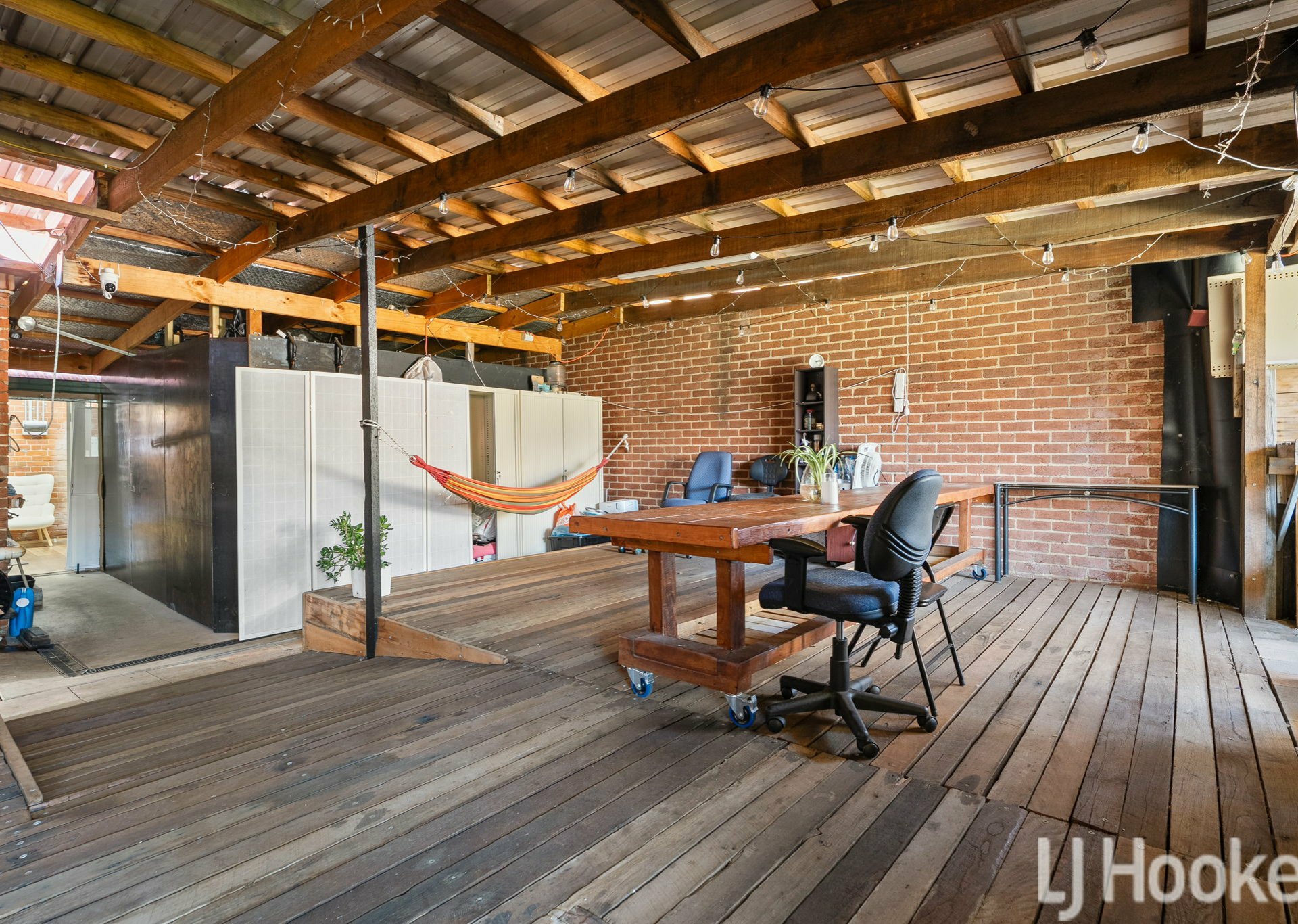 200 Howick Street — photo 12 of 15