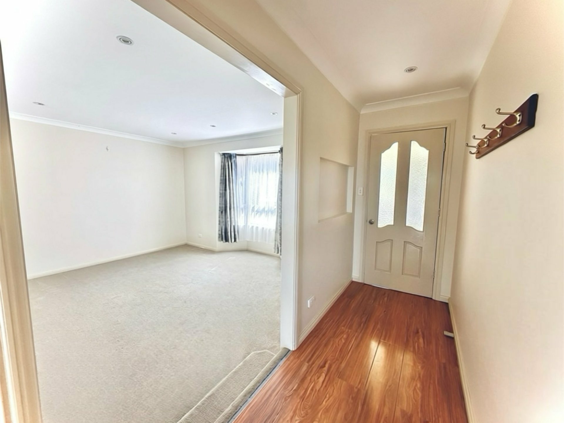 22 Napier Street — photo 3 of 6