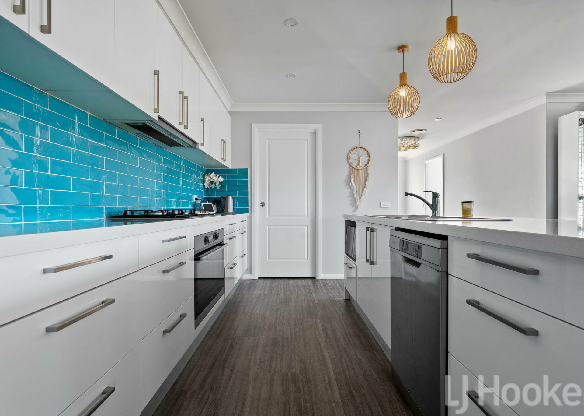 26 Wallace Way — photo 4 of 23