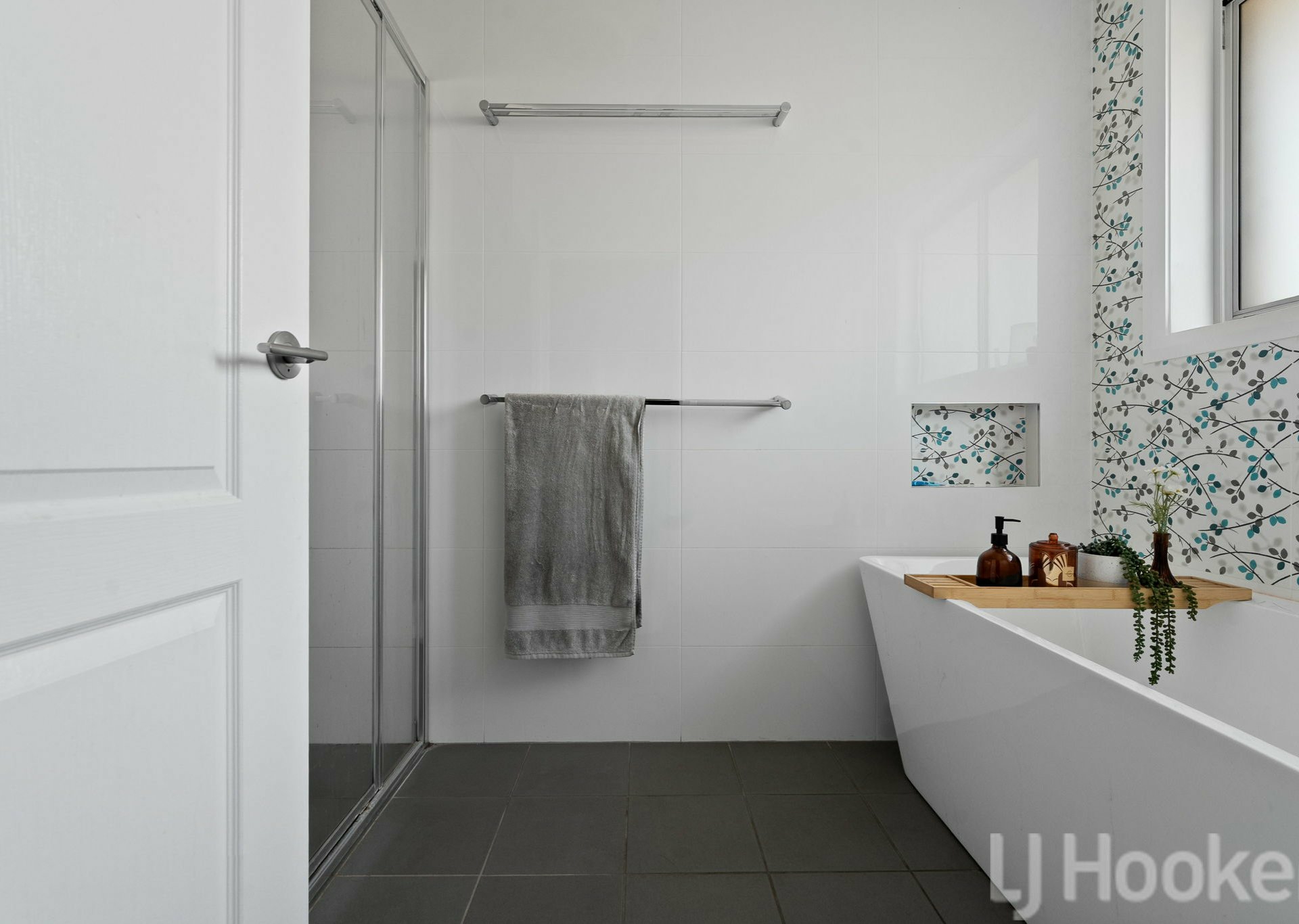 26 Wallace Way — photo 18 of 23