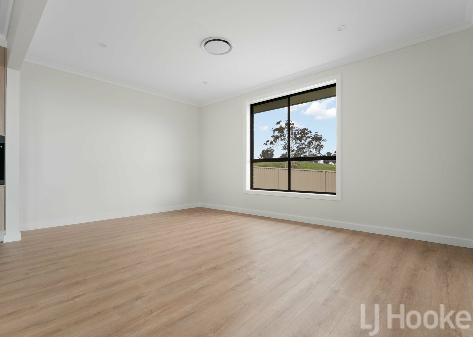 147 Graham Drive — photo 7 of 21
