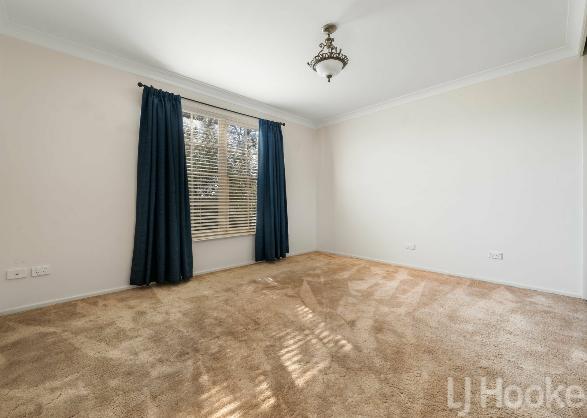 196 Suttor Street — photo 7 of 17