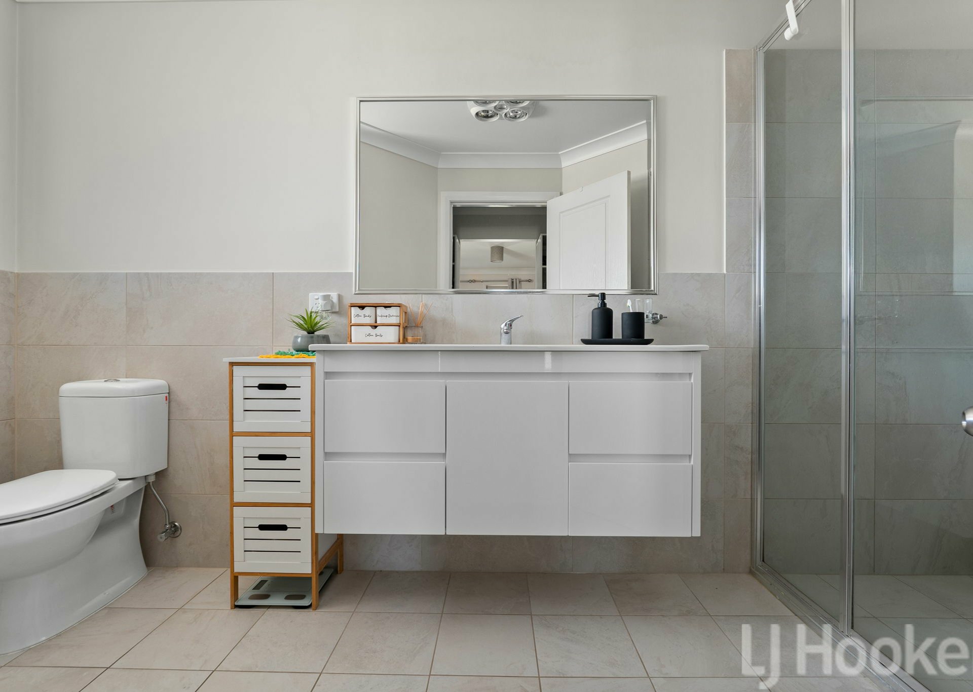68 Wentworth Drive — photo 9 of 19