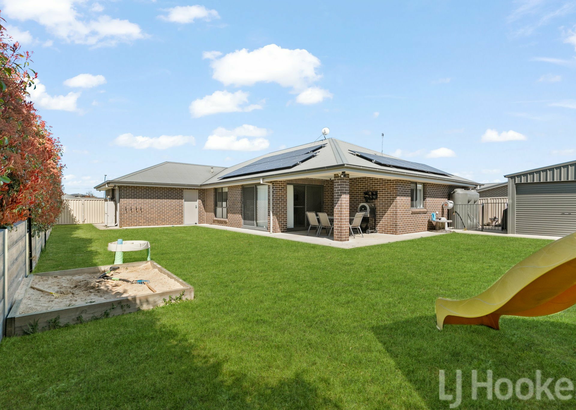 68 Wentworth Drive — photo 16 of 19